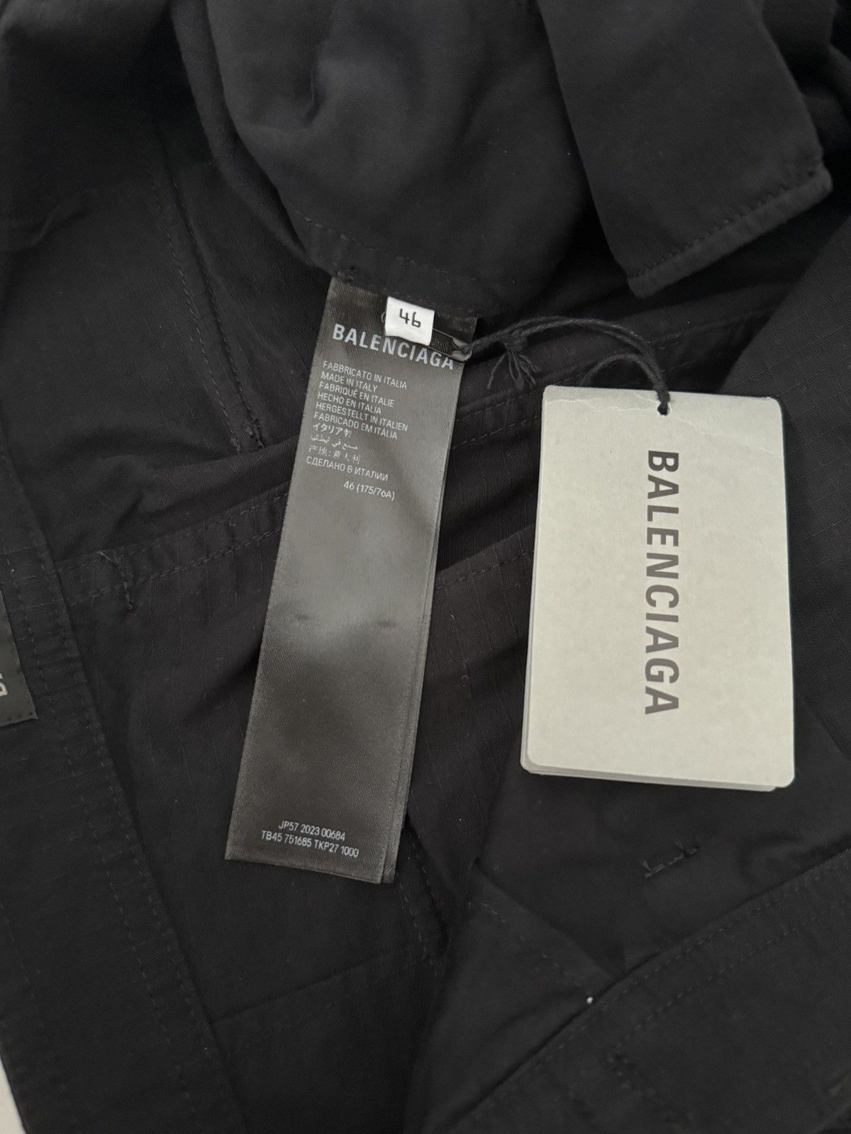 Balenciaga Balenciaga FW23 Cargo Oakley Logo Shorts Sz.46 Size US 30 / EU 46 - 7 Thumbnail