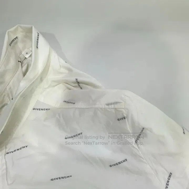 Givenchy Givenchy SS23 Point Collar Logo Print Layered Long. Size US XXS / EU 40 - 4 Thumbnail