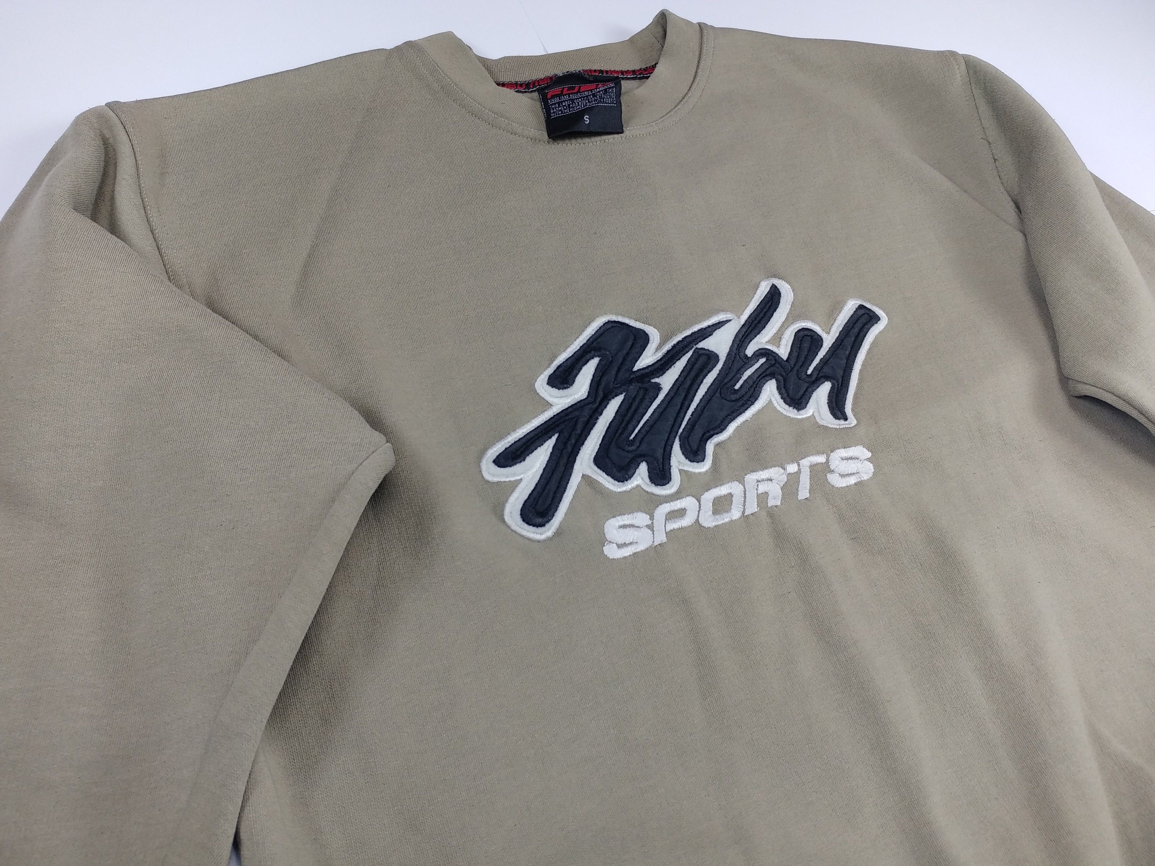 Fubu FUBU sweatshirt, vintage, 90s hip hop, 1990s Y2K mens size S Size US S / EU 44-46 / 1 - 4 Thumbnail