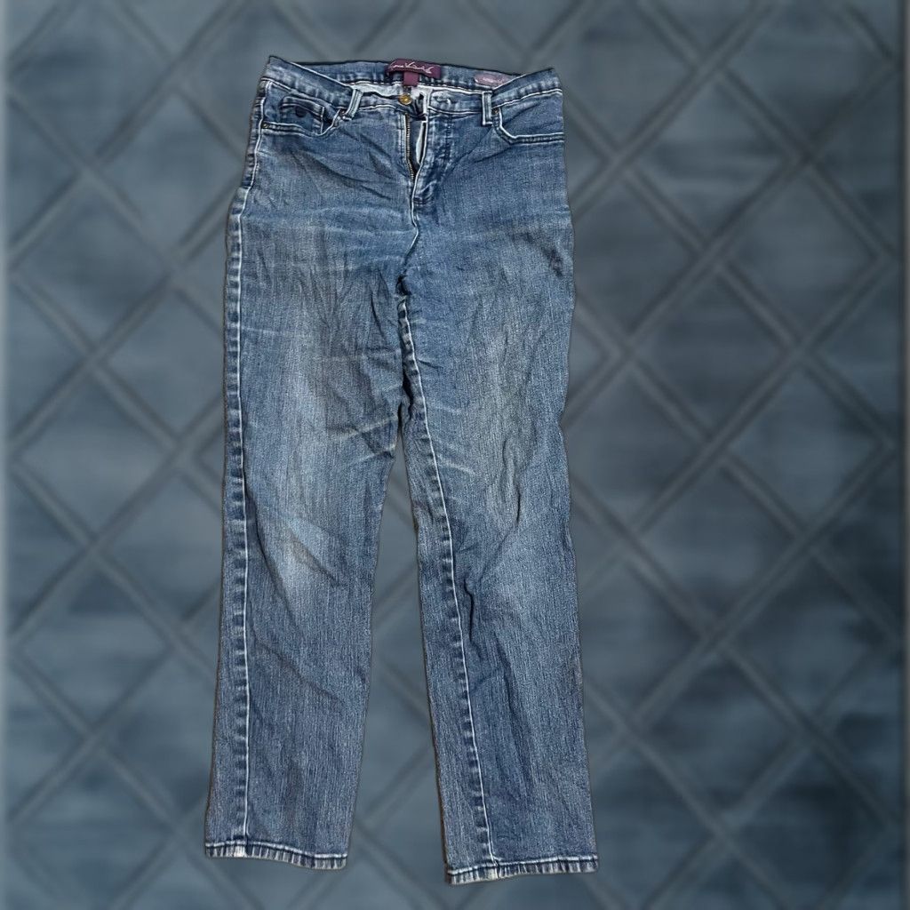 Gloria Vanderbilt Gloria Vanderbilt Jeans Women's 10 Blue Amanda Straight Denim High Rise Regular Color Blue 28.5" Inseam Womens Gloria Vanderbilt Amanda Jeans Size 32" / US 10 / IT 46 - 1 Thumbnail