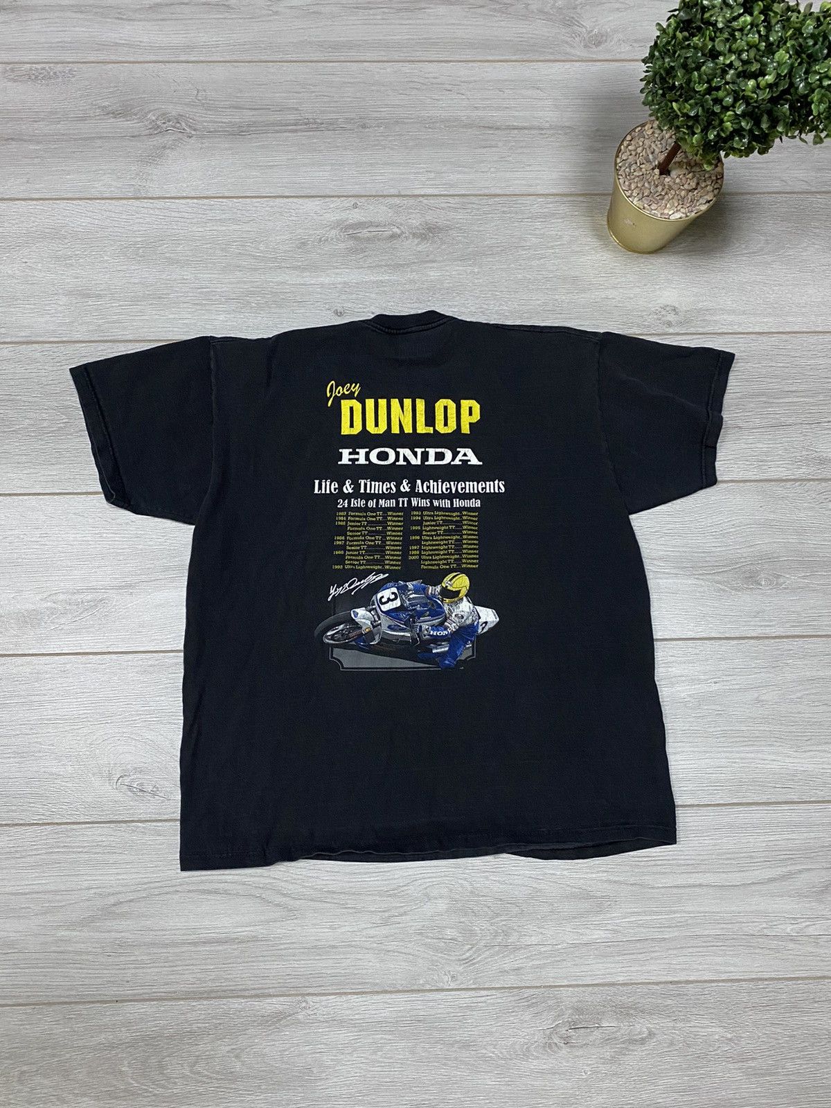 Honda Honda Dunlop Isle of Man vintage t-shirt Size US XL / EU 56 / 4 - 2 Thumbnail