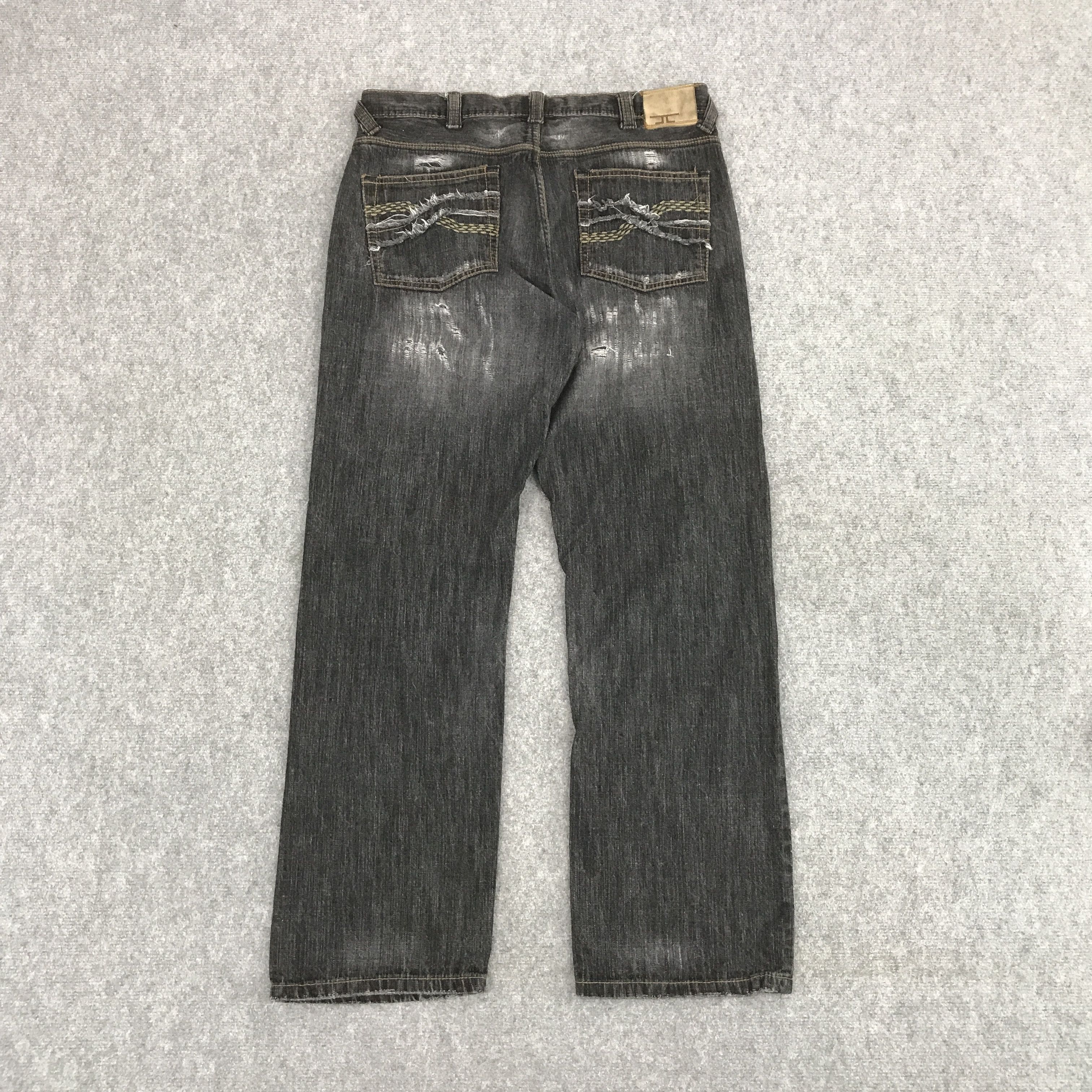Japanese Brand BLACK DENIM JAPAN DISTRESEED JEANS PANTS Size US 36 / EU 52 - 2 Thumbnail