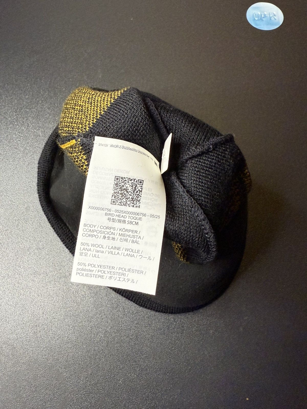Arc'teryx Arc’teryx Bird Head Toque – Black / 24K – New With Tags Size ONE SIZE - 5 Thumbnail