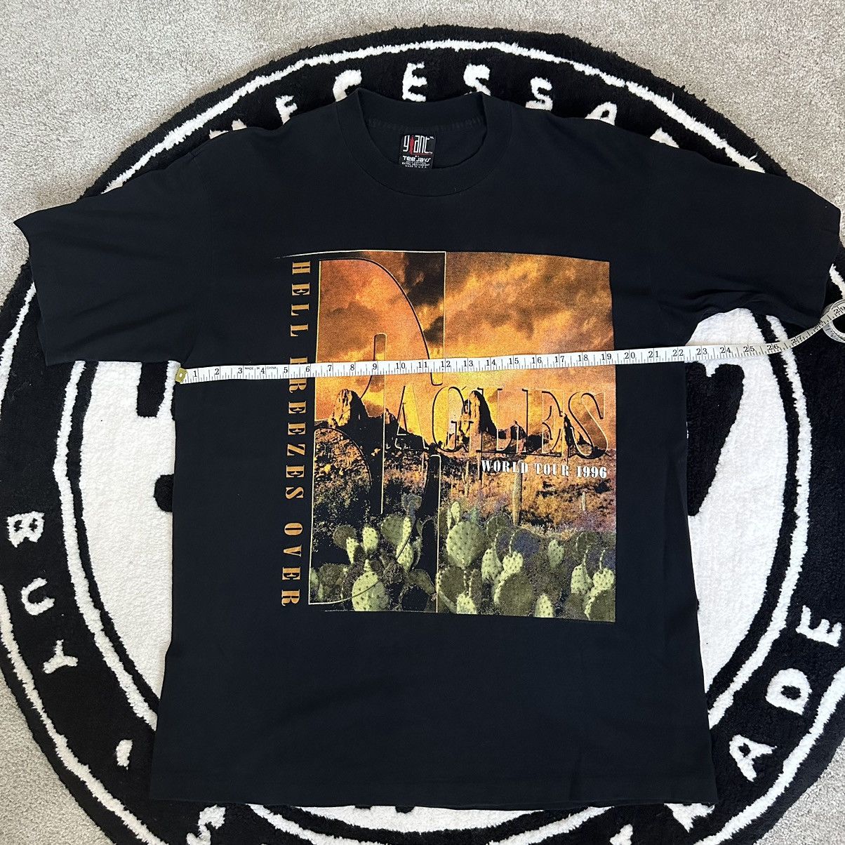 Band Tees Vintage Eagles Hell Freezes Over 1996 World Tour Graphic Tee Size US XL / EU 56 / 4 - 7 Thumbnail
