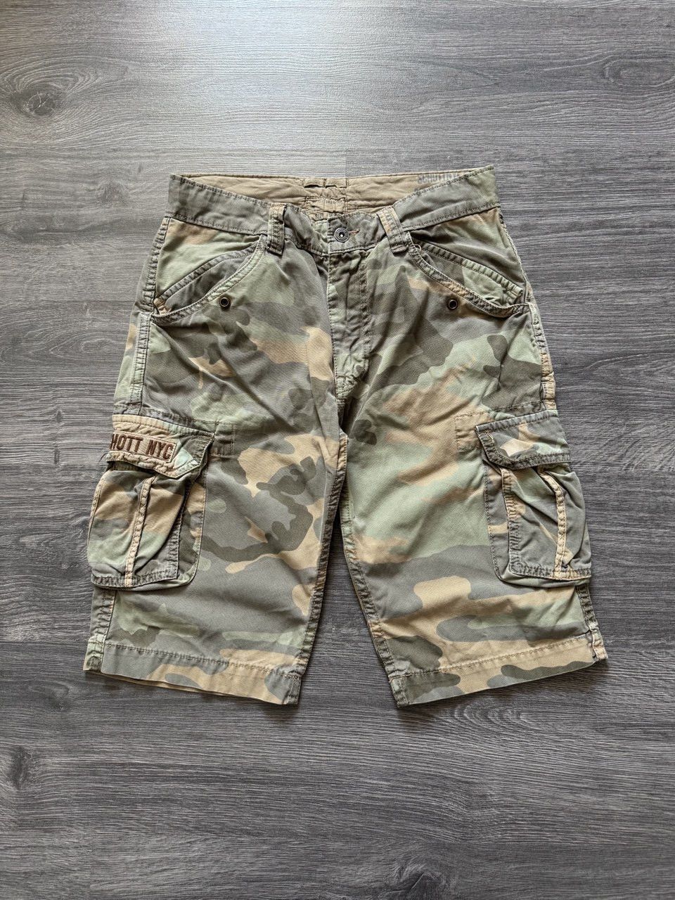 Archive Schott Military Camo Cargo Shorts – 90s / Y2K Era