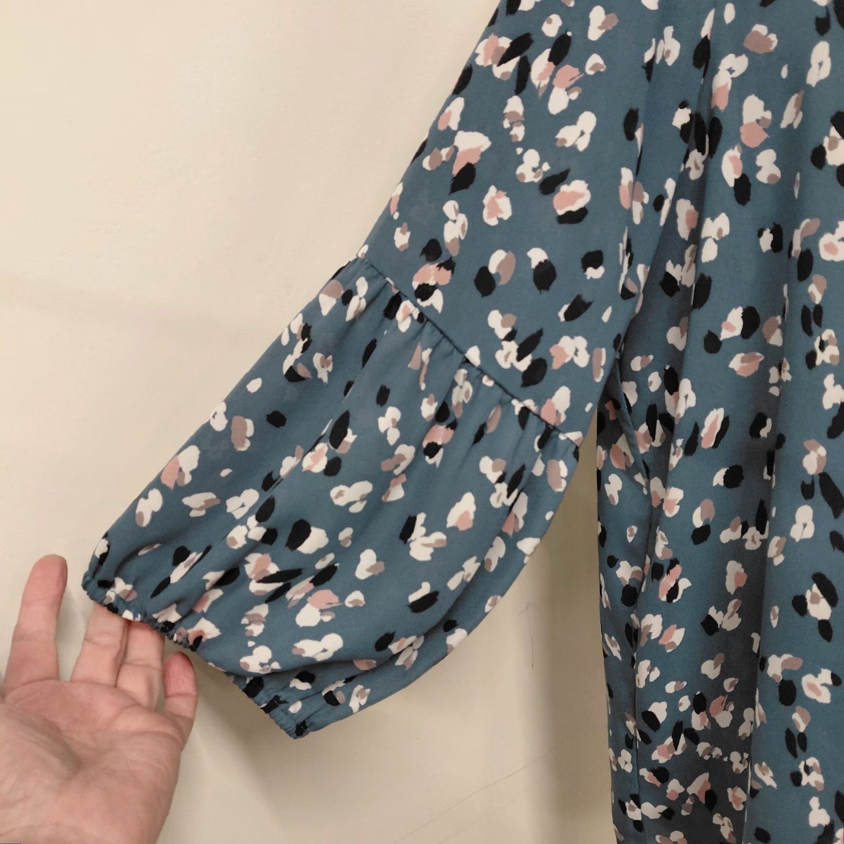 Vintage Collective Concepts Blouse Women's 1X Plus Size Slate Blue Balloon Sleeve Vneck Size XL / US 12-14 / IT 48-50 - 7 Thumbnail