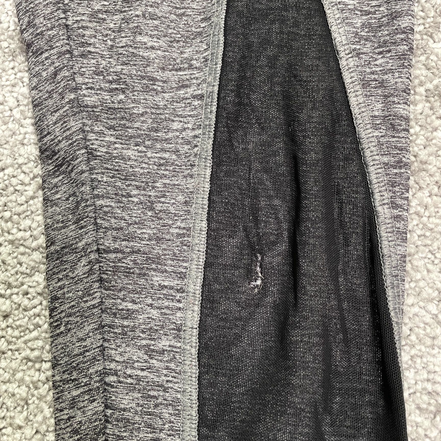 Victoria's Secret Victoria's Secret Pink Compression Leggings Womens Small Gray 25x28 Active Gym Size 28" / US 6 / IT 42 - 5 Thumbnail