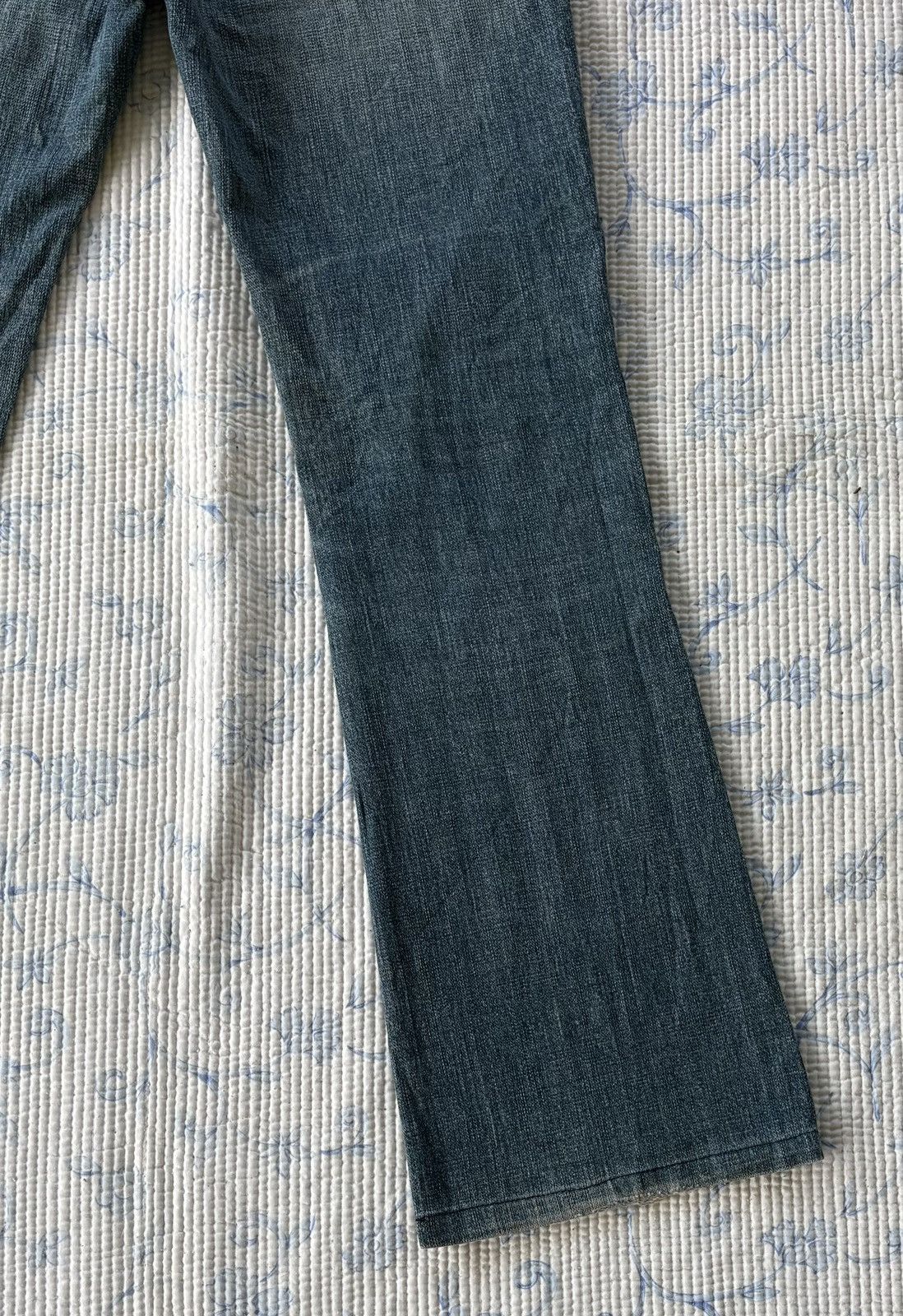 Uniqlo Uniqlo X High Quality Guarented Flared Denim Streetwear Size US 31 - 12 Thumbnail