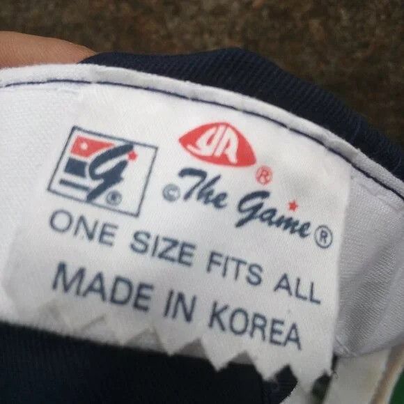 The Game × Vintage Vintage The Game Notre Dame Fightin Irish Snap Hat Broken Size ONE SIZE - 6 Thumbnail