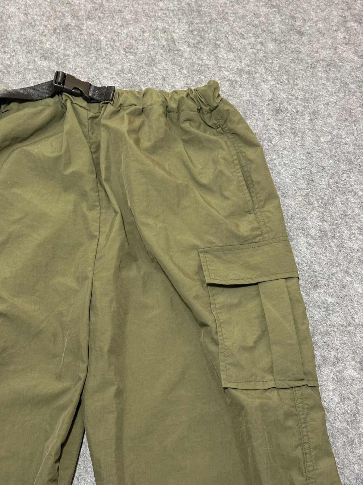 Japanese Brand nylon pants from the Blue strive brand . Size US 30 / EU 46 - 6 Thumbnail