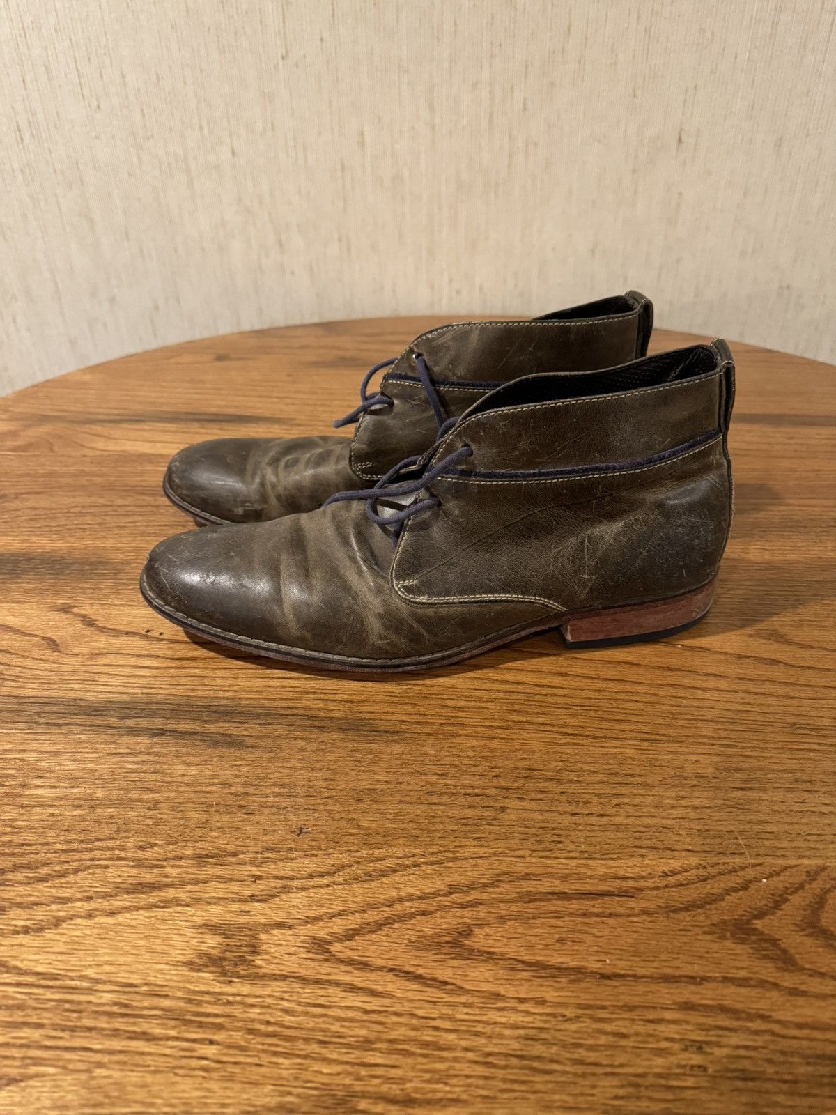 Cole Haan Rare Cole Haan olive Chukka boots Size US 10 / EU 43 - 3 Thumbnail