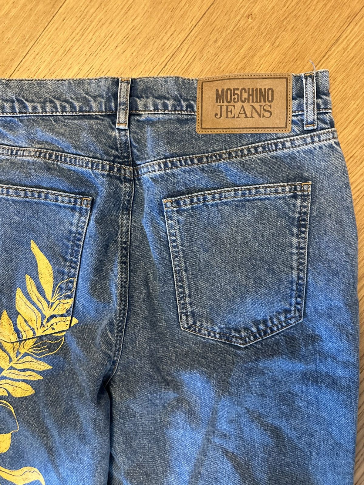 Moschino MOSCHINO JEANS mid-rise straight-leg jeans Size 32" / US 10 / IT 46 - 14 Thumbnail