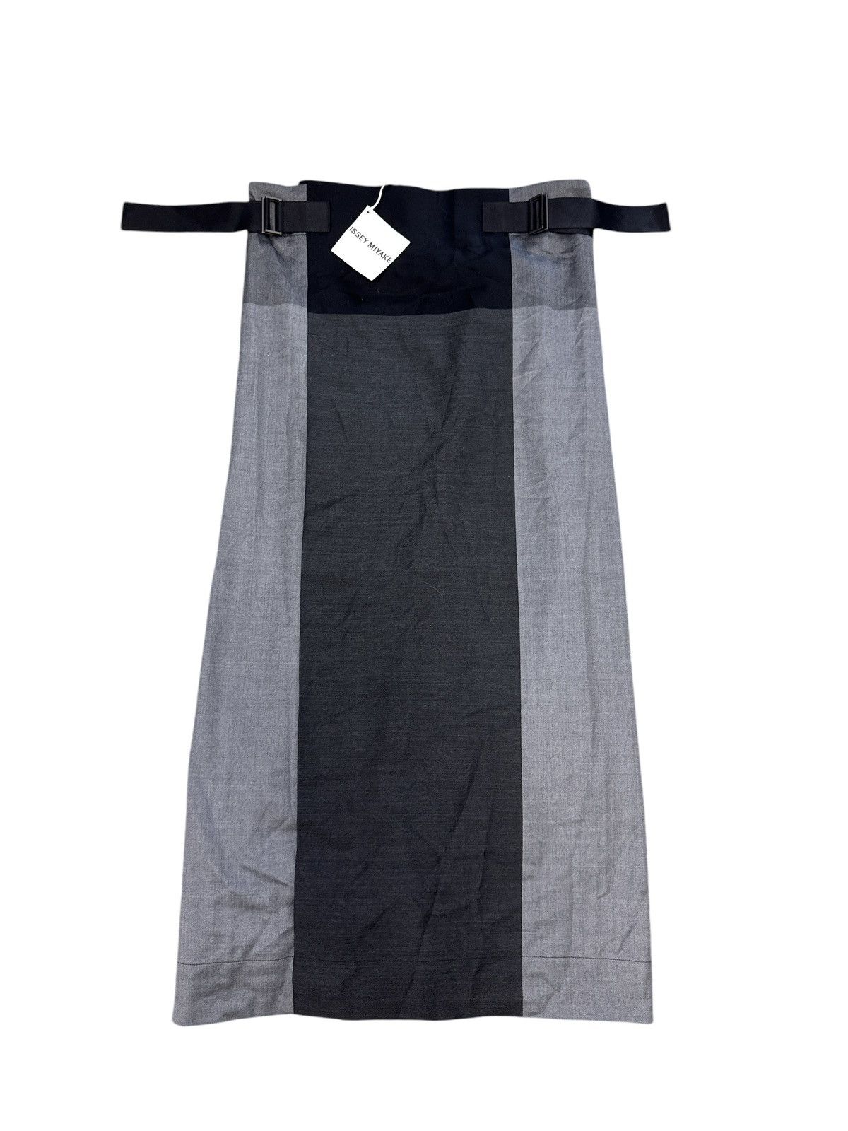 Issey Miyake ISSEY MIYAKE AW2019 BLOCK BOTTOM WOOL SKIRT Size 34" / US 12 / IT 48 - 1 Thumbnail