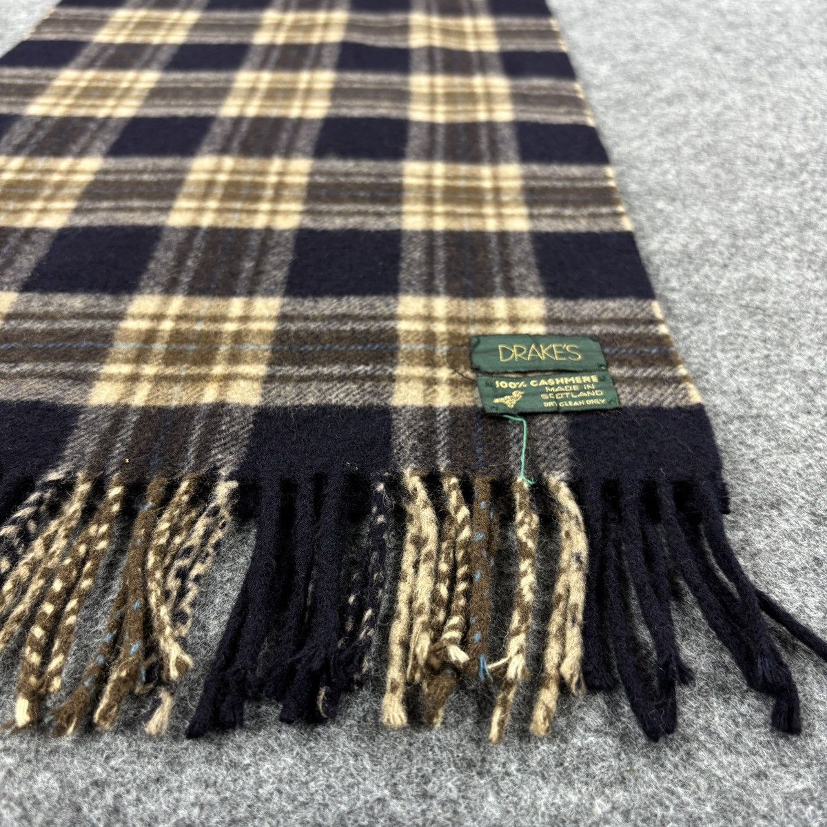 Drake's Drake's Scarf # D765 # Muffler # Neckwear Size ONE SIZE - 7 Thumbnail