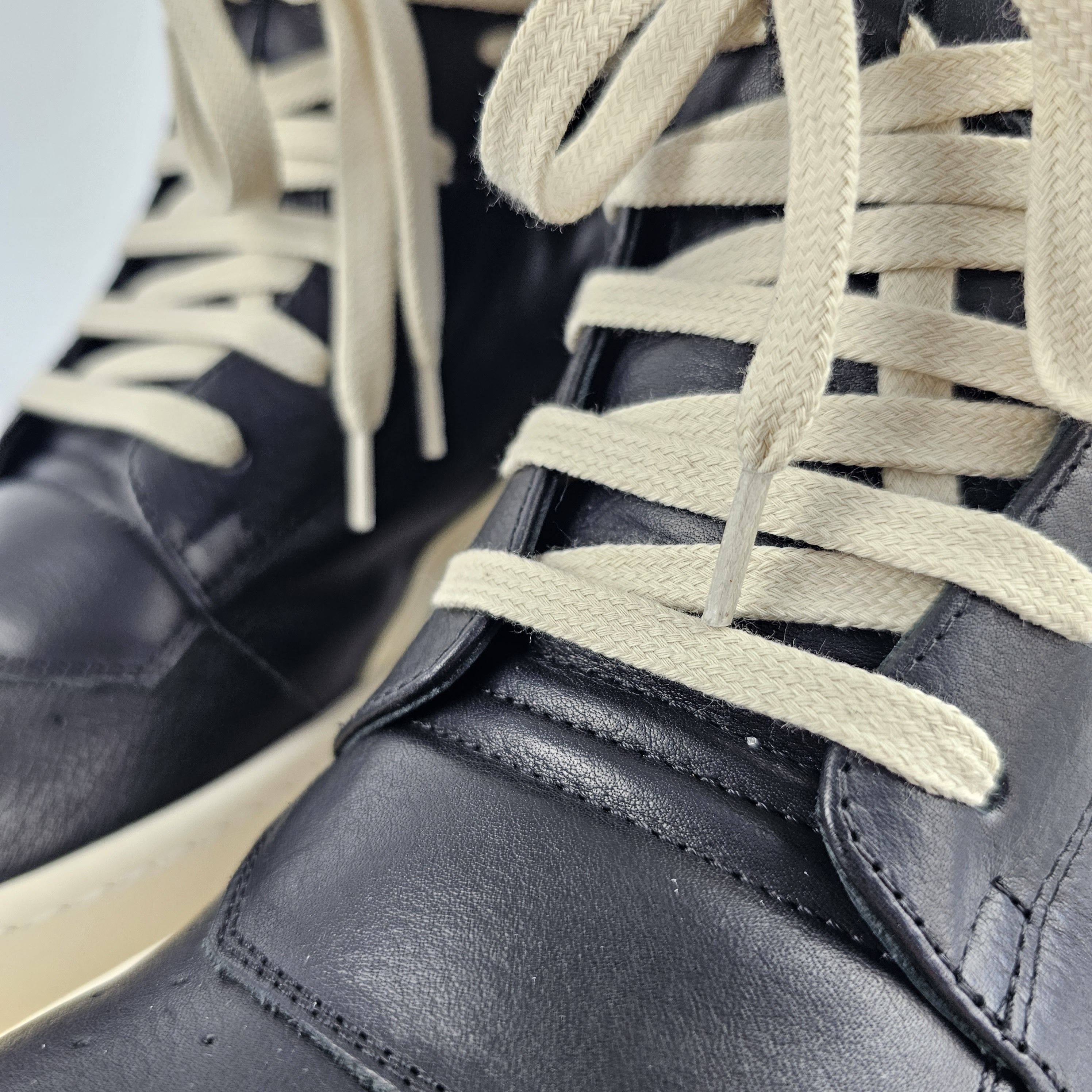 Rick Owens Leather Mega Bumper Geobasket in black | SVD USA