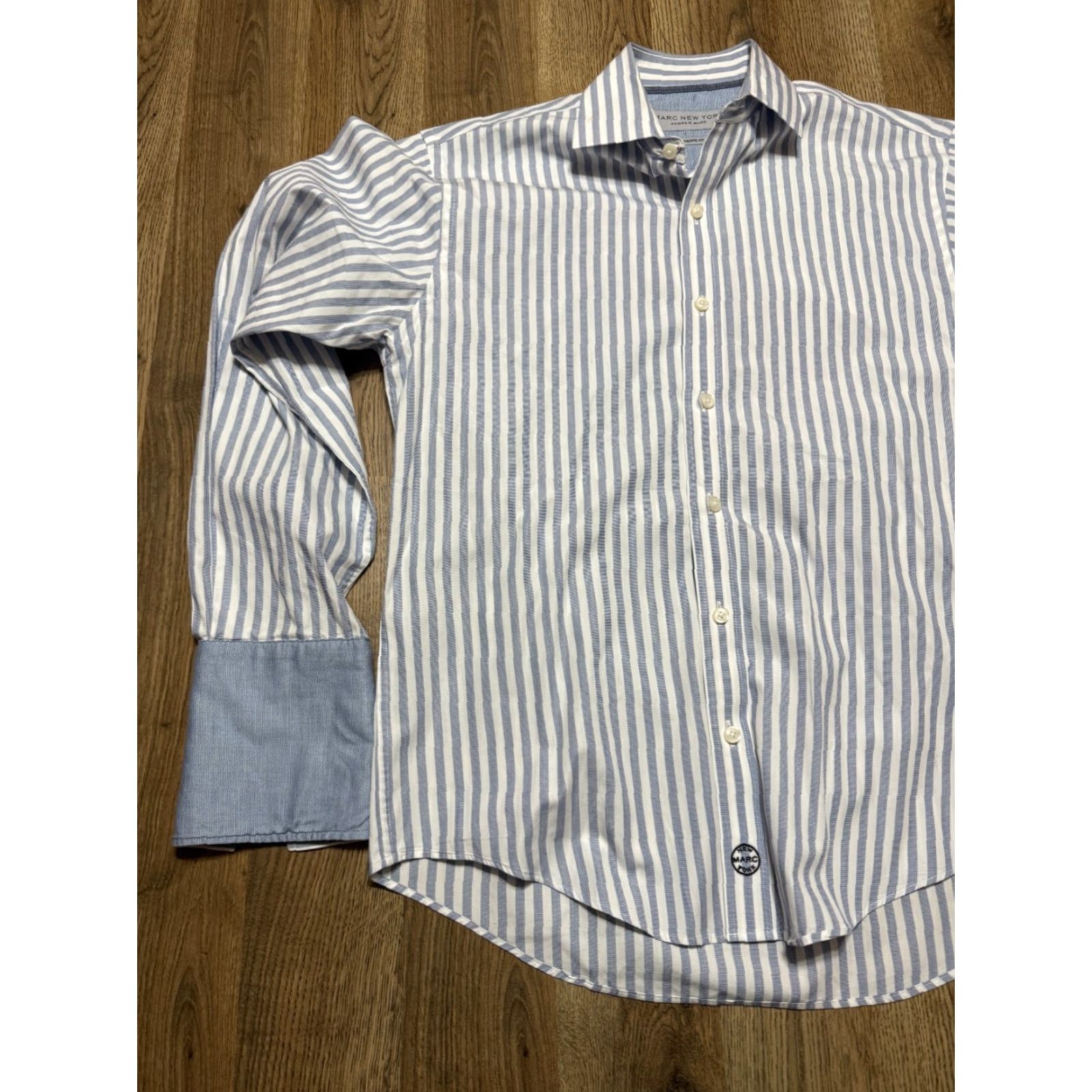 Vintage Marc New York Shirt Mens 15 32/33 Blue White Striped Button Up Authentic Fit Shirt Mens Regular Blue Striped 15 32/33 Button-Up Mens Size US M / EU 48-50 / 2 - 3 Thumbnail