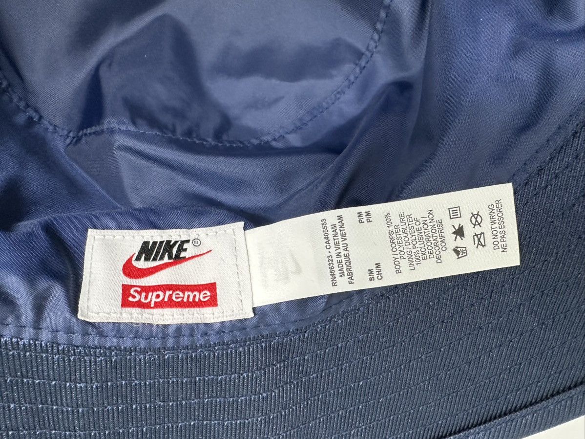 Nike × Supreme Supreme Nike Dazzle Crusher Navy S/M Size ONE SIZE - 3 Thumbnail