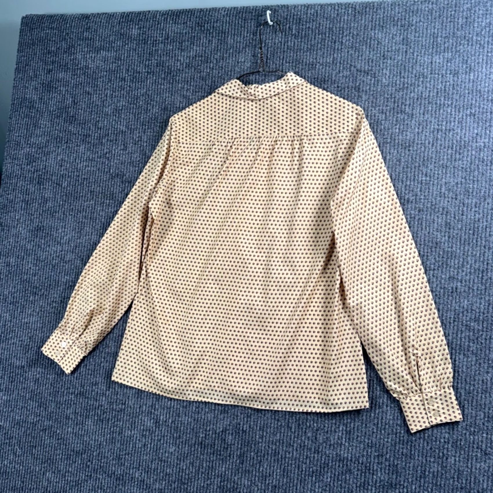 Vintage VINTAGE Andre Chateau Geometric Button Up Blouse Long Sleeve Womens Size 8 Tan Size M / US 6-8 / IT 42-44 - 3 Thumbnail