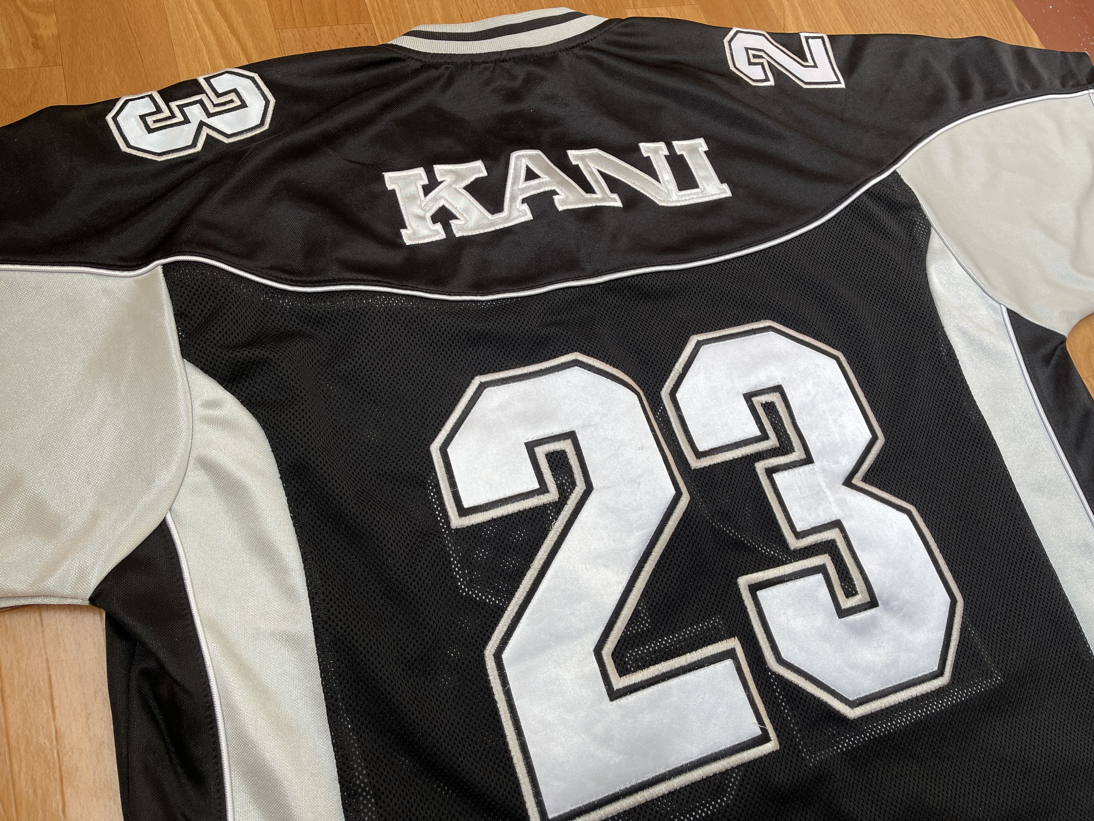 Karl Kani KARL KANI jersey, vintage hip hop t-shirt, 90s hip hop L Size US L / EU 52-54 / 3 - 5 Thumbnail