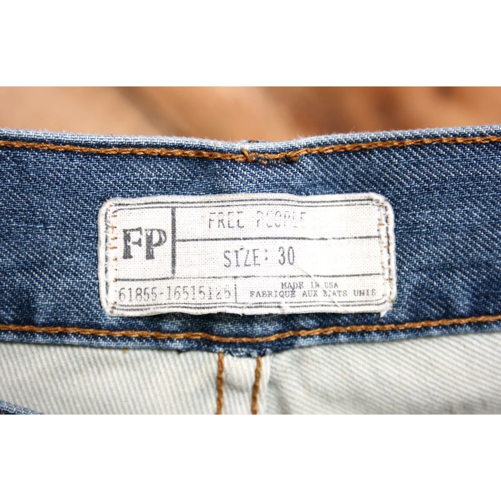 Free People FREE PEOPLE Jeans Distressed Denim Straight Leg Sz. 30 Women Inseam 33" Blue 100% Cotton Regular Rise Mid 8.5-10.5 in Straight Vintage? No. Size 30" / US 8 / IT 44 - 6 Thumbnail