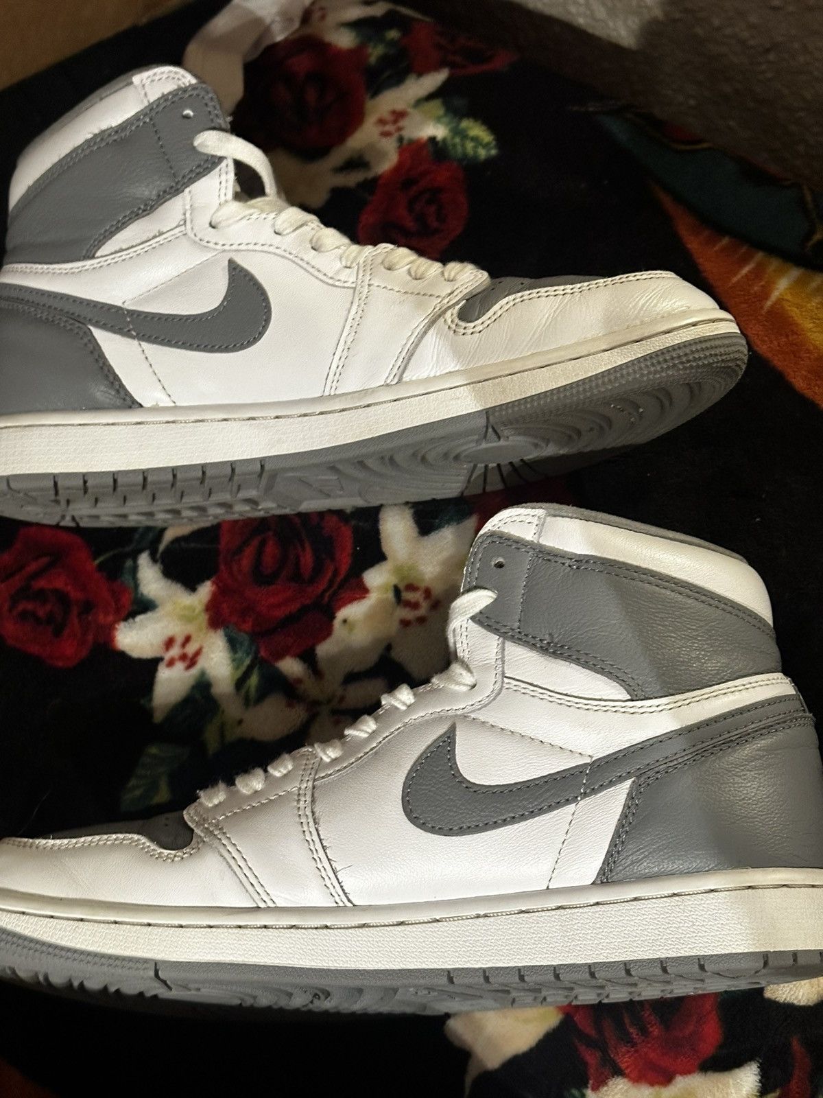 Nike Air Jordan 1 Retro High OG ‘Stealth’ Size US 9.5 / EU 42-43 - 2 Thumbnail