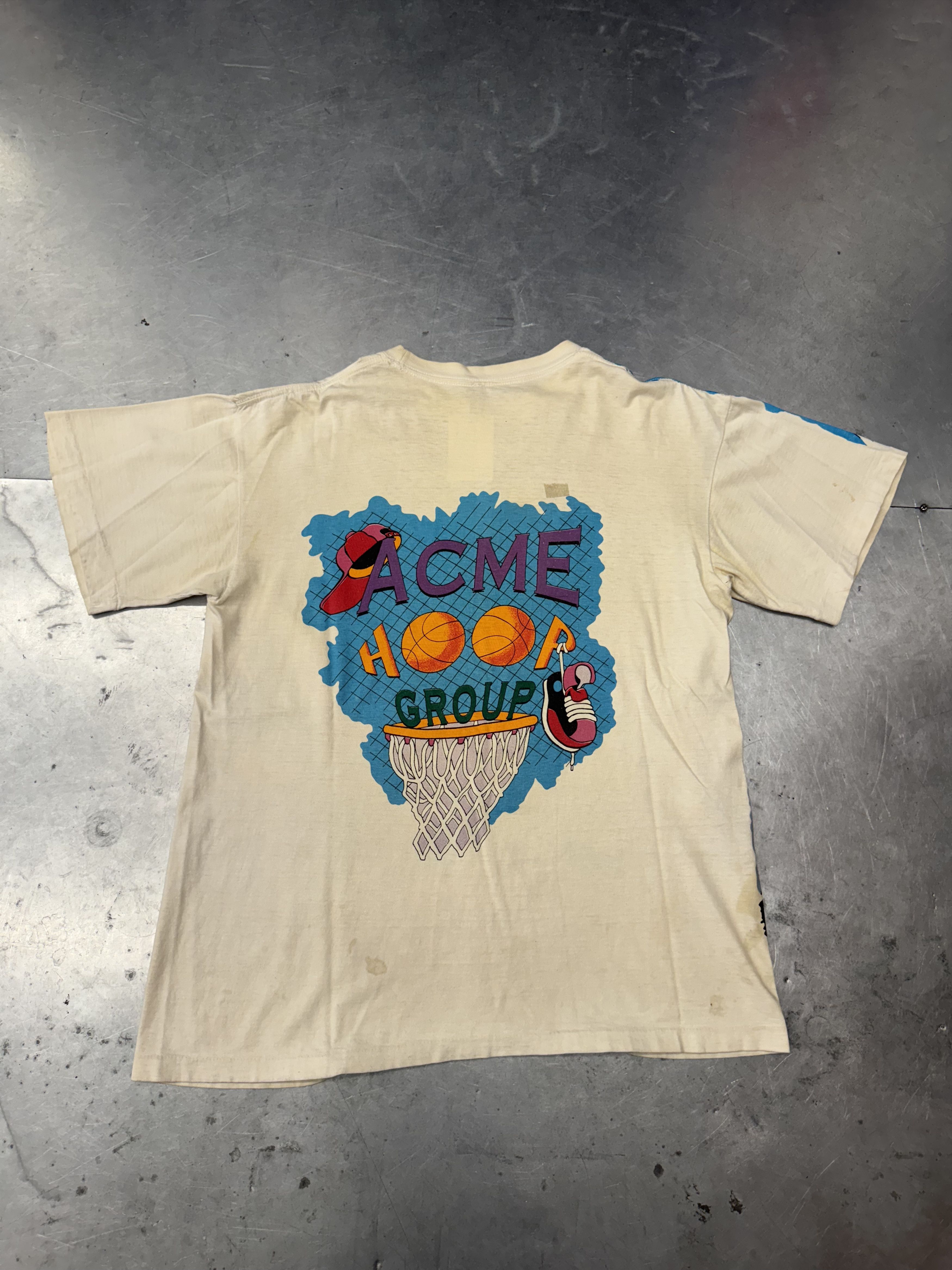 Warner Bros Vintage Rare Looney Tunes Tee Size US L / EU 52-54 / 3 - 5 Thumbnail