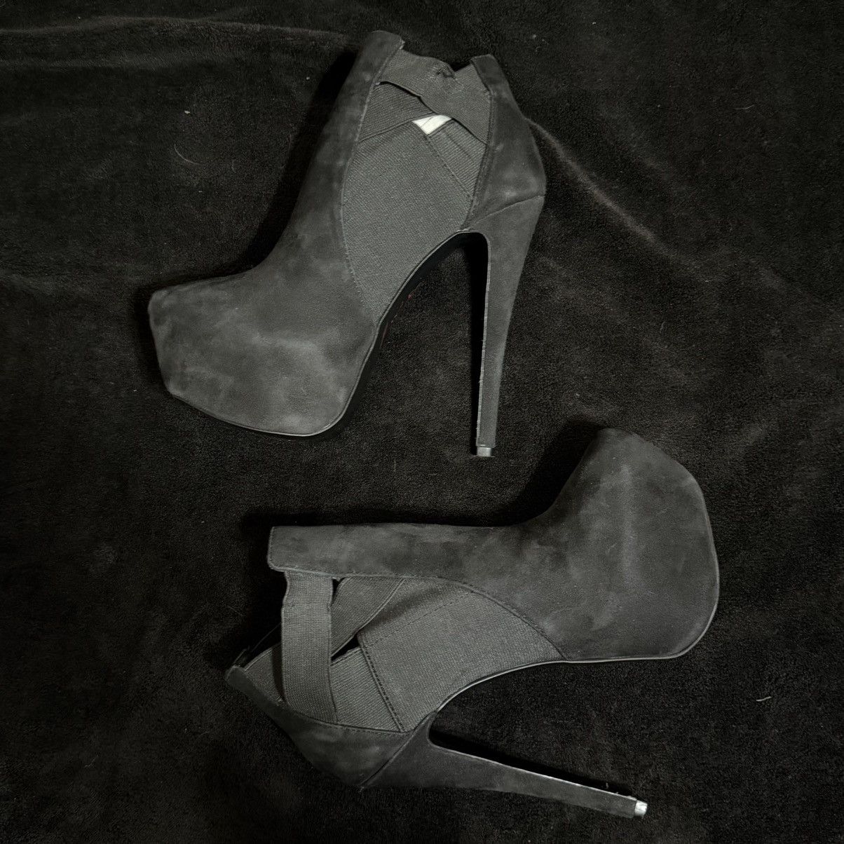 Steve Madden Black Suede Steve Madden platform heels Size US 8 / IT 38 - 5 Thumbnail