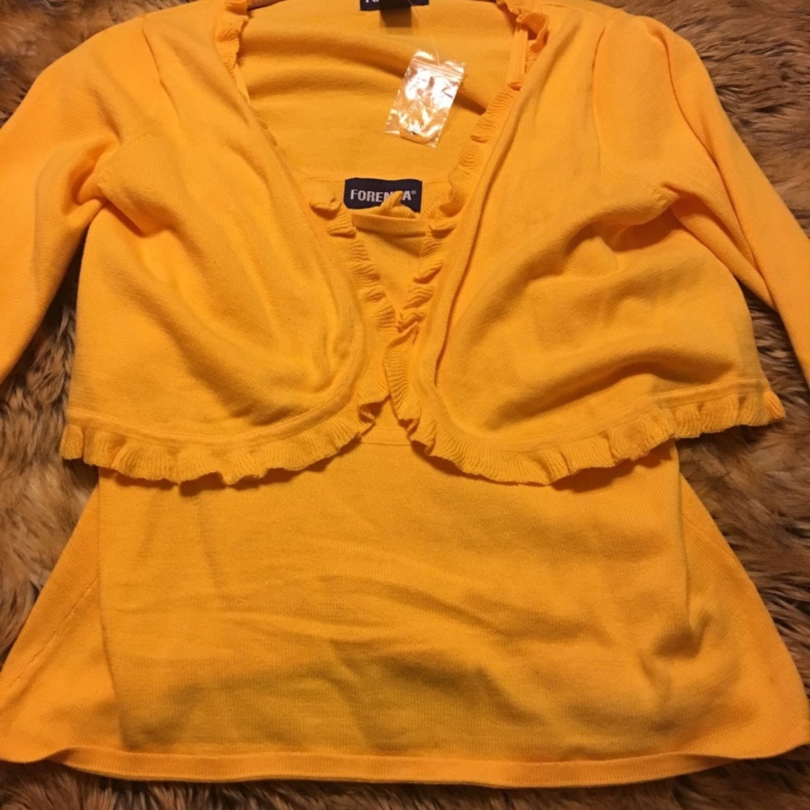 Other Forenza mustard 2-piece tank and shrug set NWT S Size S / US 4 / IT 40 - 6 Thumbnail
