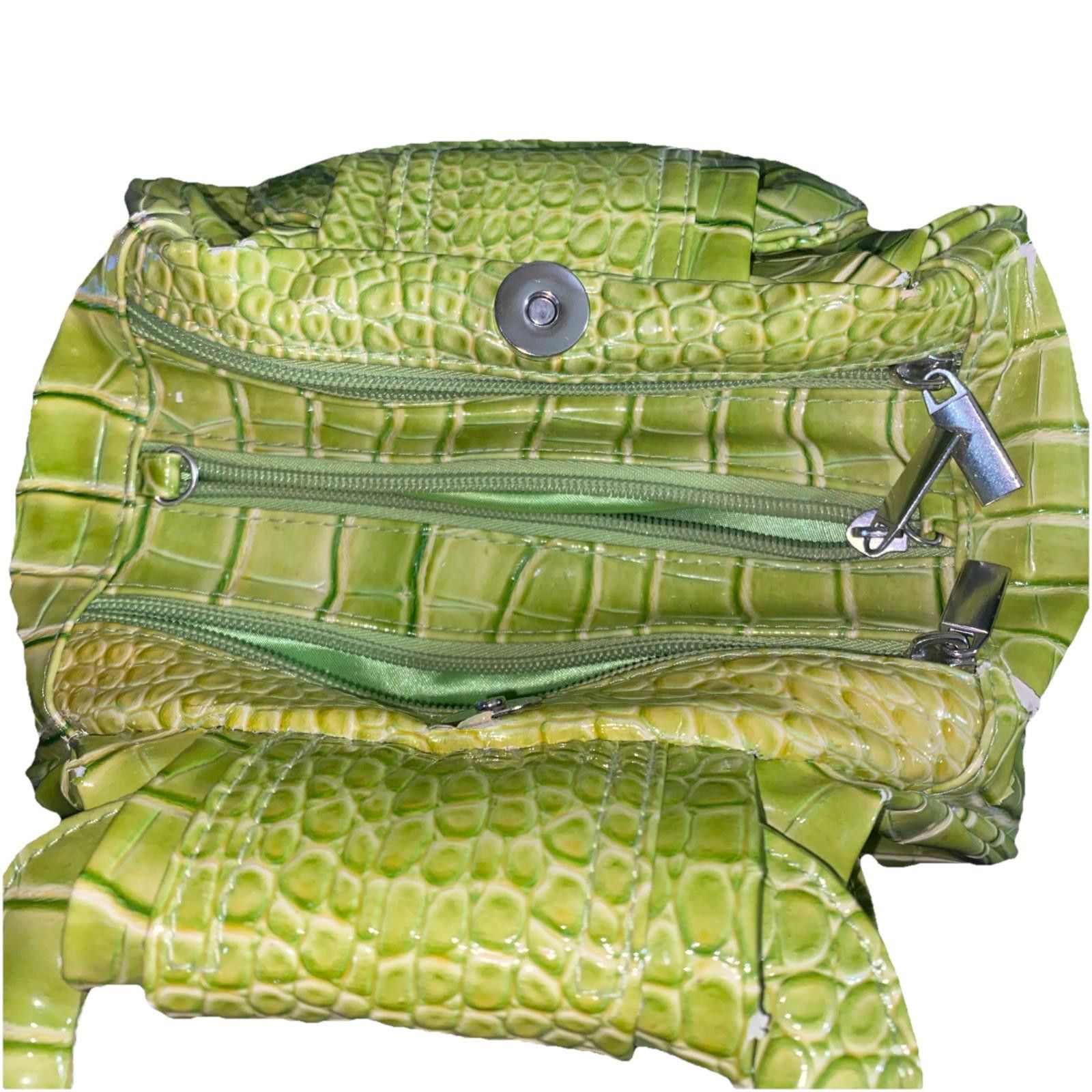 The Unbranded Brand Crocodile-Embossed Y2K Small Beige Handbag Bow Rhinestones Size ONE SIZE - 2 Thumbnail