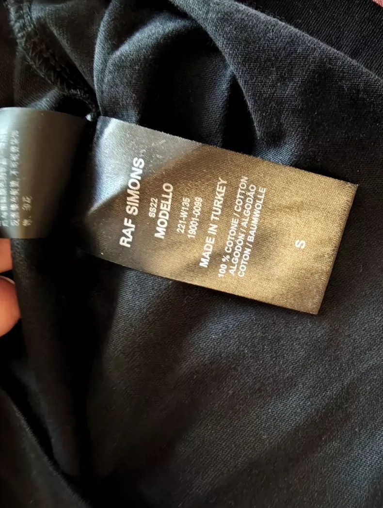 Raf Simons Raf simons Women's T-shirt with block sleeves and death pr Size S / US 4 / IT 40 - 6 Thumbnail