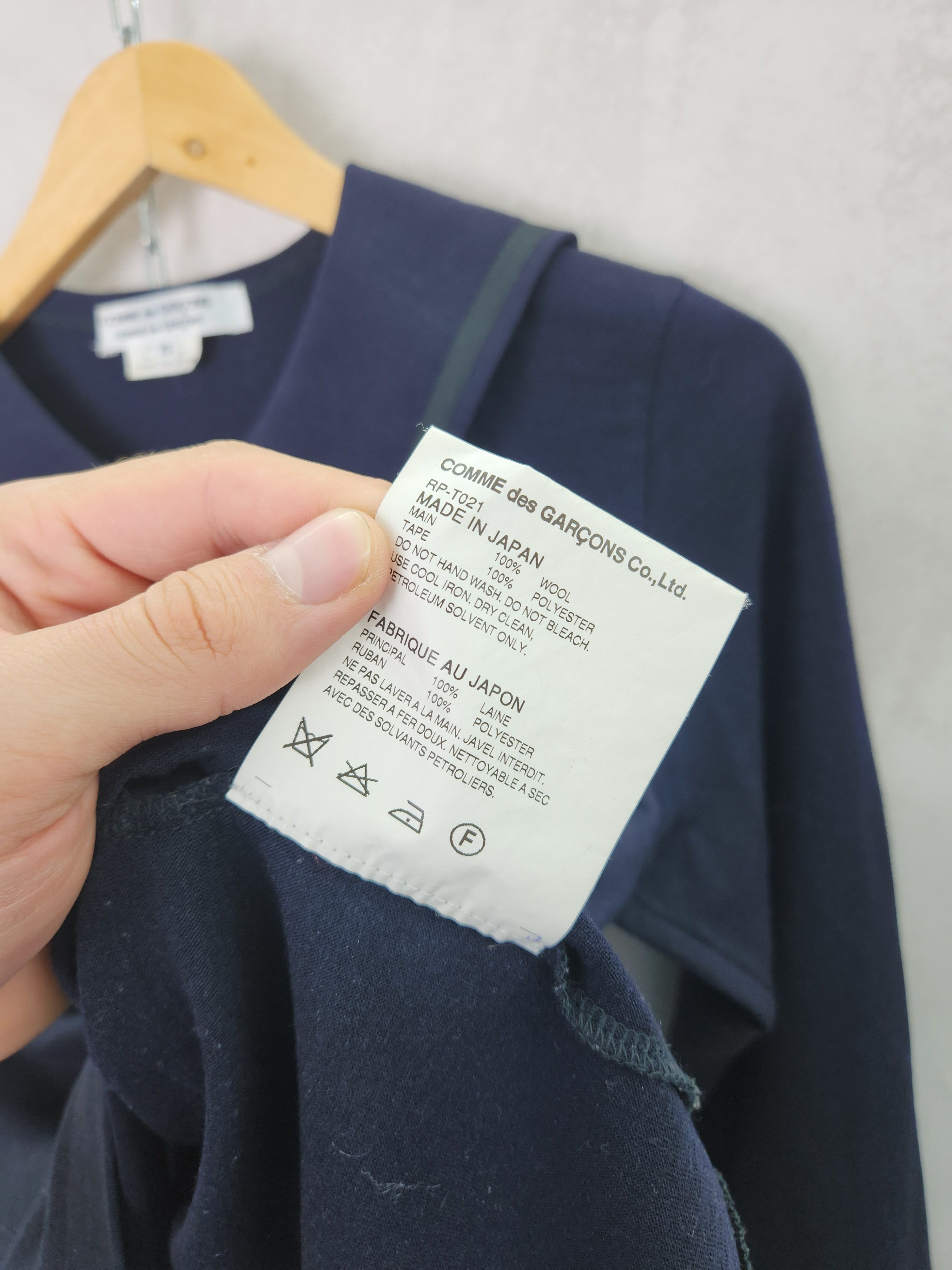 Comme des Garcons Comme Des Garcons wool navy collared long sleeve jumper Size XS / US 0-2 / IT 36-38 - 11 Thumbnail