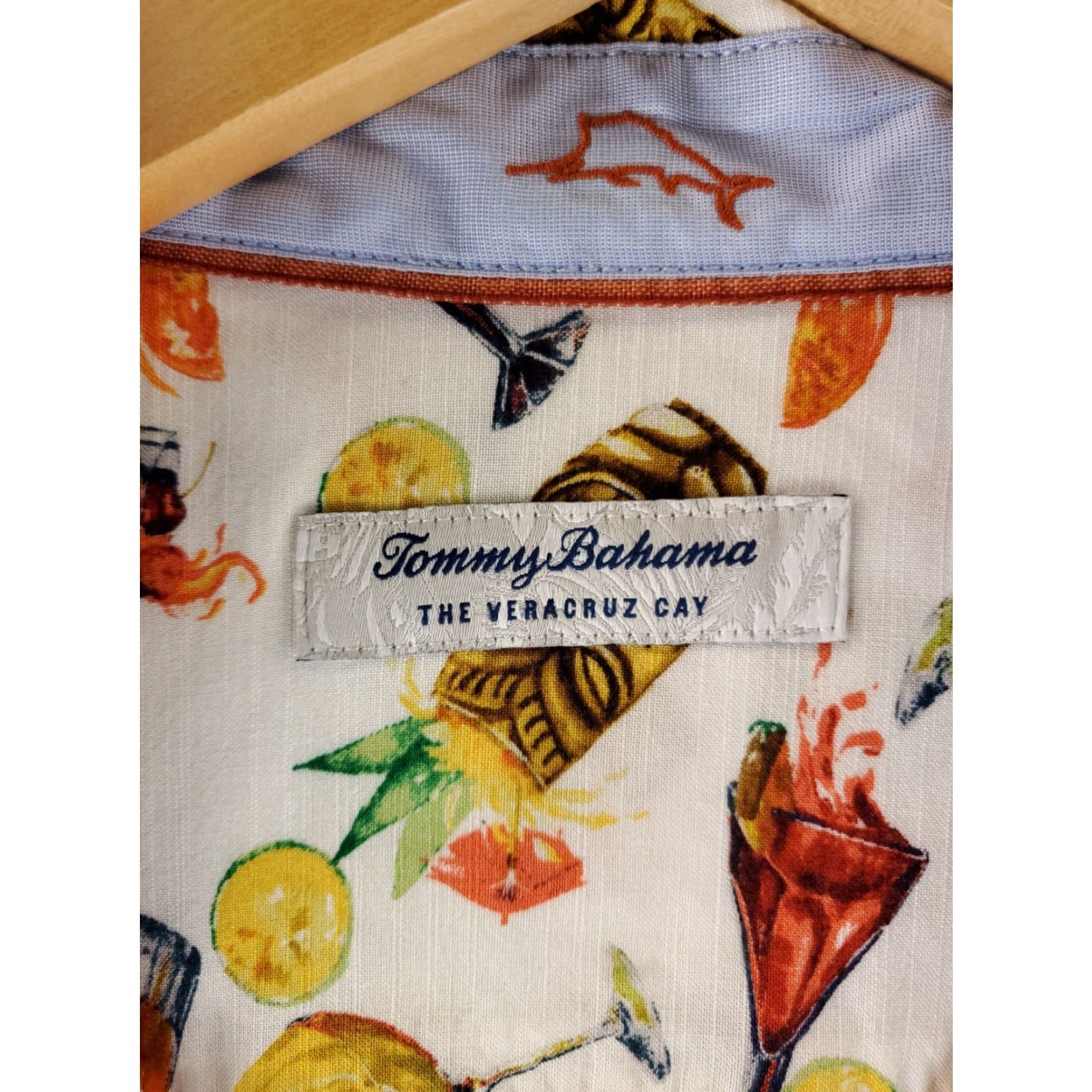 Tommy Bahama Tommy Bahama Veracruz Cay Button Up Hawaiian Shirt Tiki Cocktail White Mens XL Hawaiian Shirt Size US XL / EU 56 / 4 - 2 Thumbnail