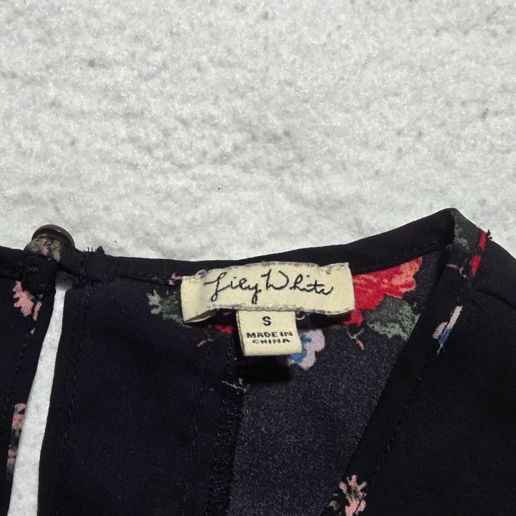 Vintage Lily White Floral Top Sleeveless Shirt Adult Women's Size S Small Black Size S / US 4 / IT 40 - 3 Thumbnail
