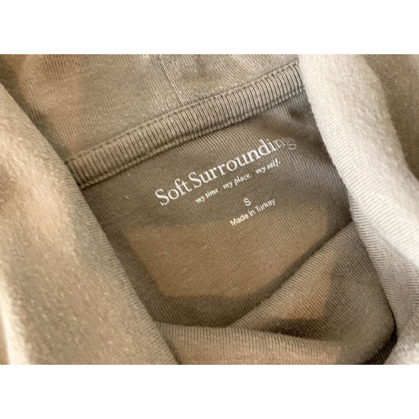 Soft Surroundings Soft Surroundings Blouse Long Sleeve Cowl Neck Turtleneck S Brown Womens Size S / US 4 / IT 40 - 3 Thumbnail