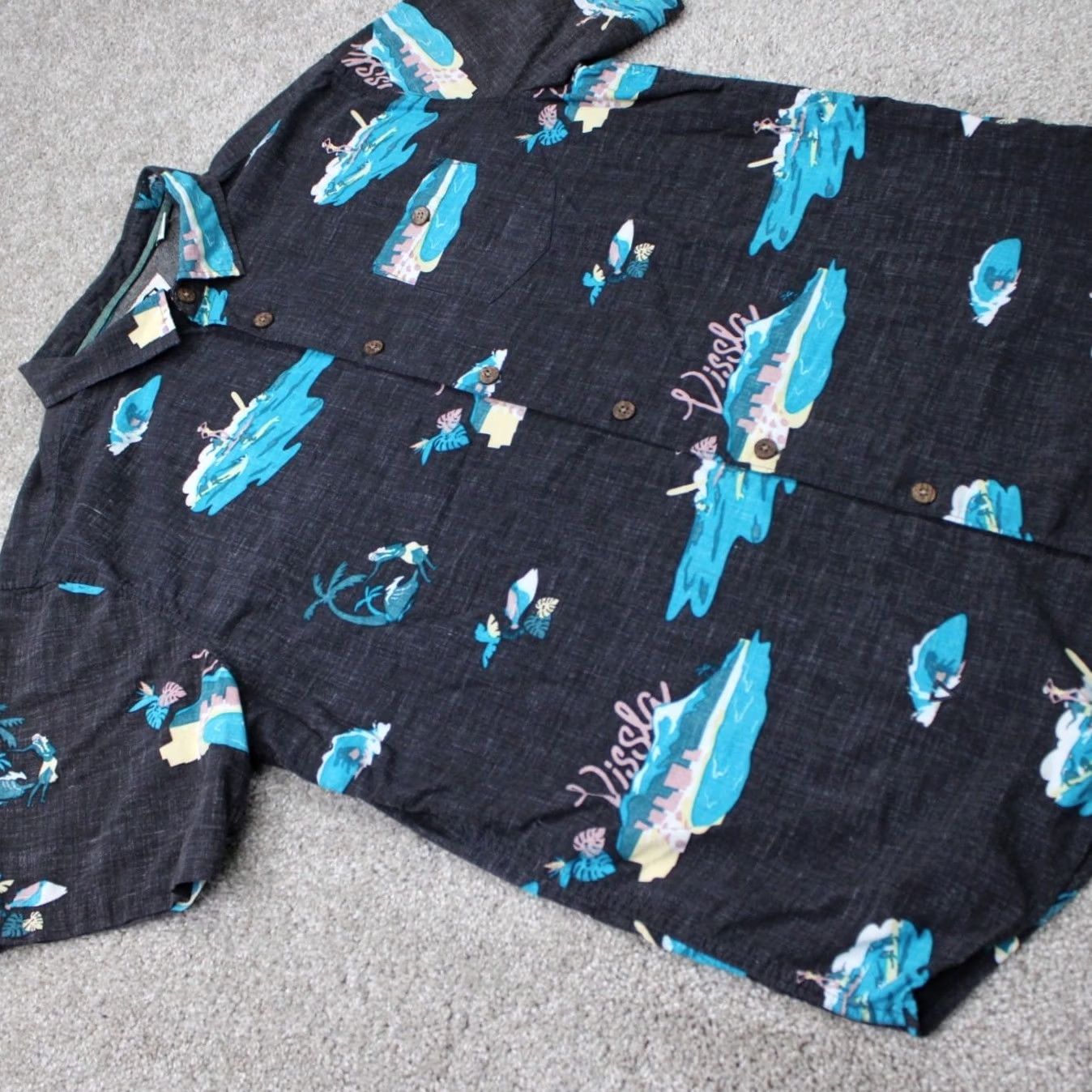 Vissla Vissla Shirt Mens XL Black/Blue Beach Print Cotton/Viscose S/S Button Shirt Size US XL / EU 56 / 4 - 6 Thumbnail