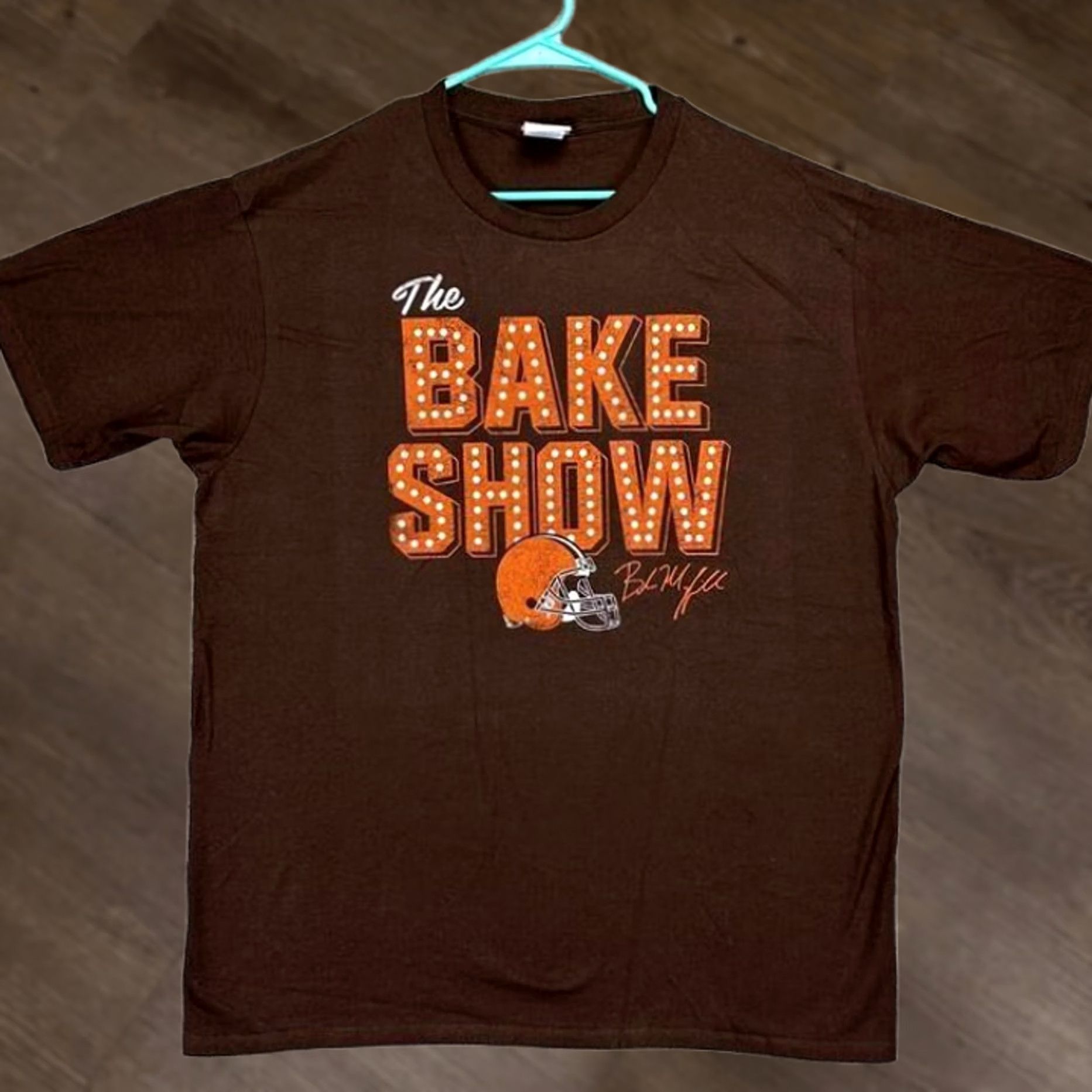 NFL VINTAGE? No. Cleveland Browns T-Shirt Adult XL Brown NFL Baker Mayfield Tee Mens Majestic NEW Size US XL / EU 56 / 4 - 1 Thumbnail