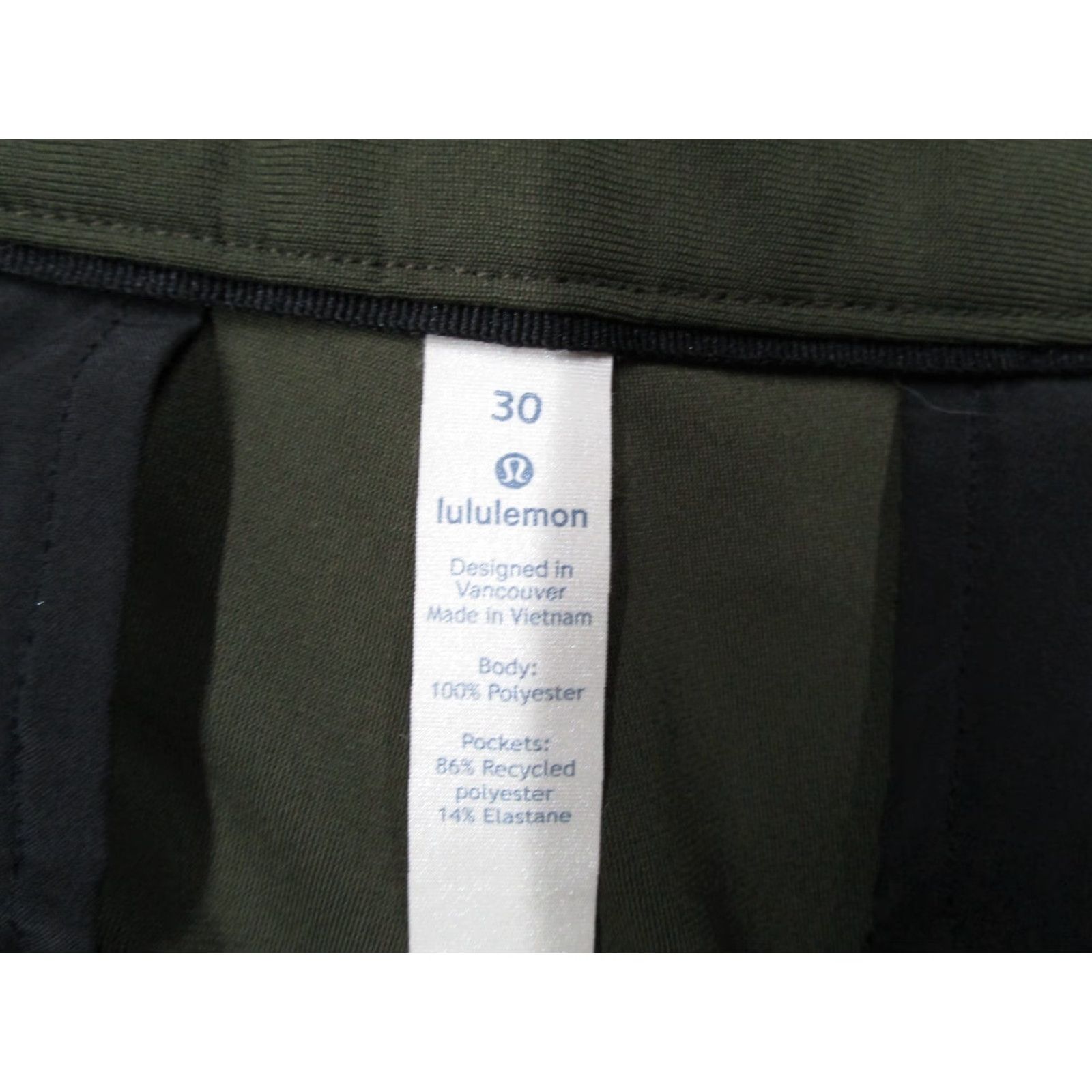 Lululemon Lululemon Commission Shorts Mens 30 Green 10" Shorts Beach Sports 2000s Mens Size US 30 / EU 46 - 2 Thumbnail