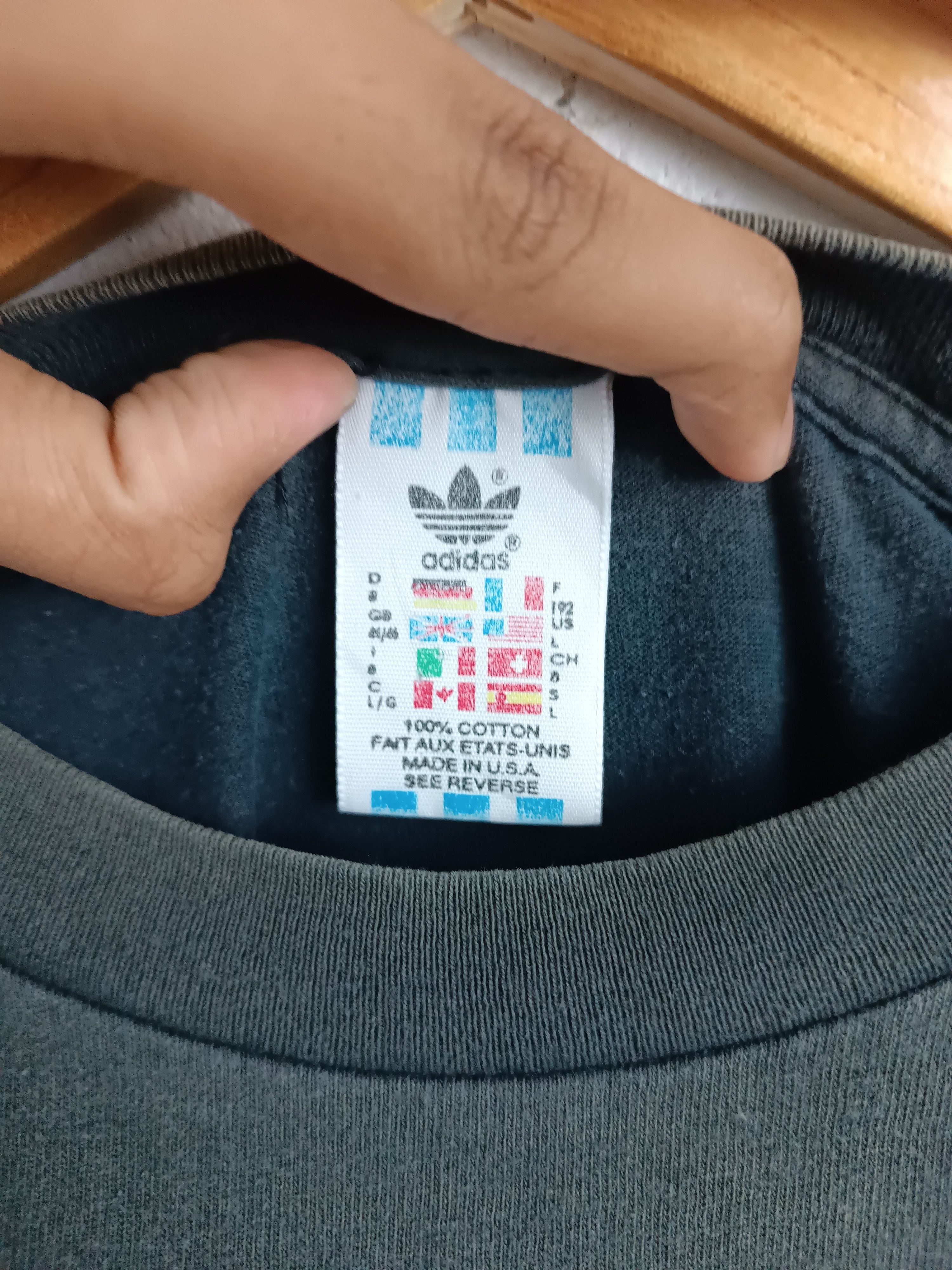 Adidas THRASHED FADED VINTAGE 90'S ADIDAS TREFOIL STITCH VERY RARE Size US XL / EU 56 / 4 - 8 Thumbnail