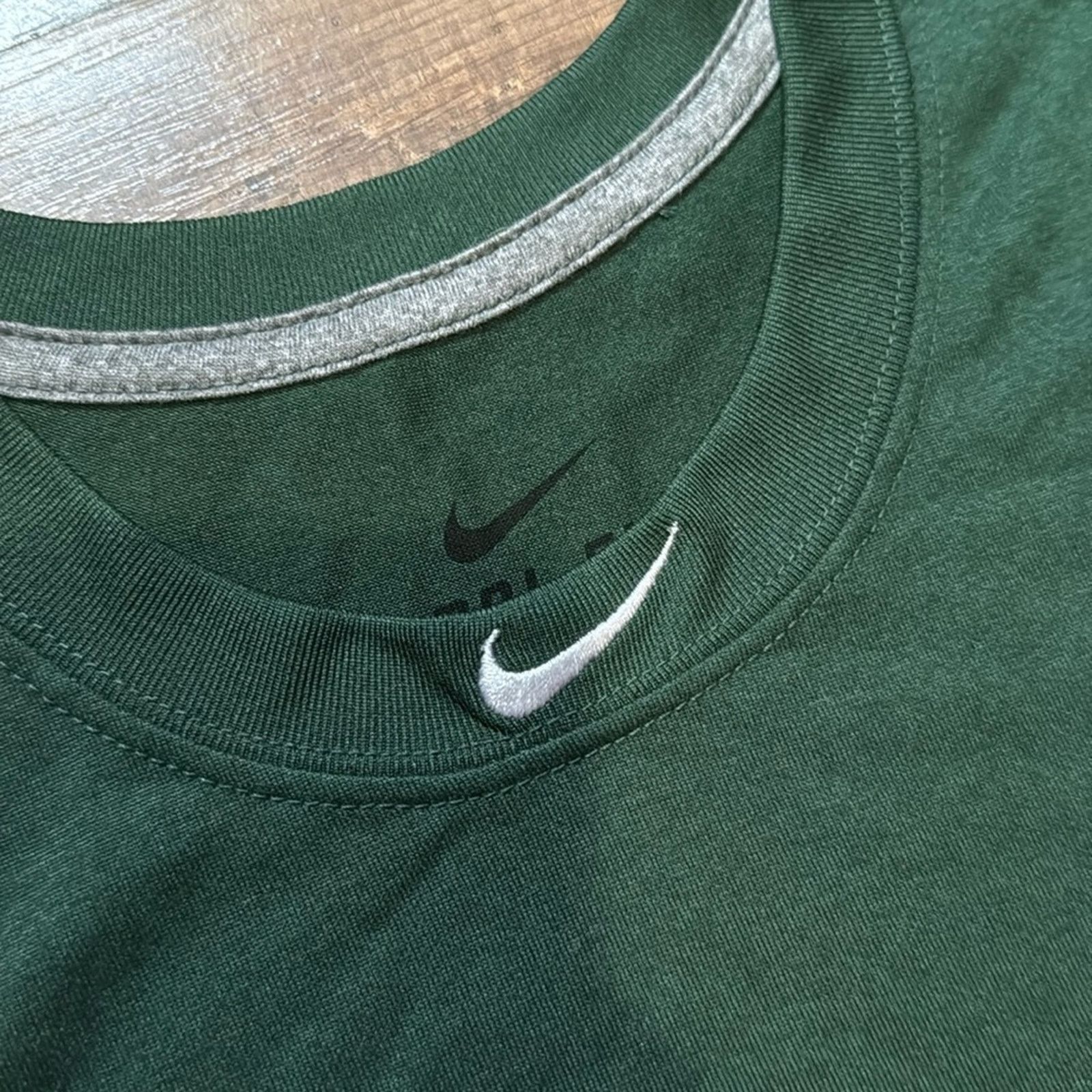 Nike 2010 Nike Center Swoosh Collar Dri-Fit Short Sleeve Size US M / EU 48-50 / 2 - 2 Thumbnail