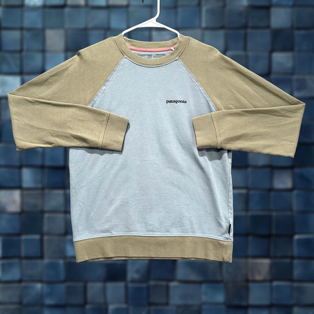 Patagonia Patagonia Sweatshirt Mens Small Blue P-6 Logo Organic Cotton Crew Pullover Size US S / EU 44-46 / 1 - 1 Thumbnail