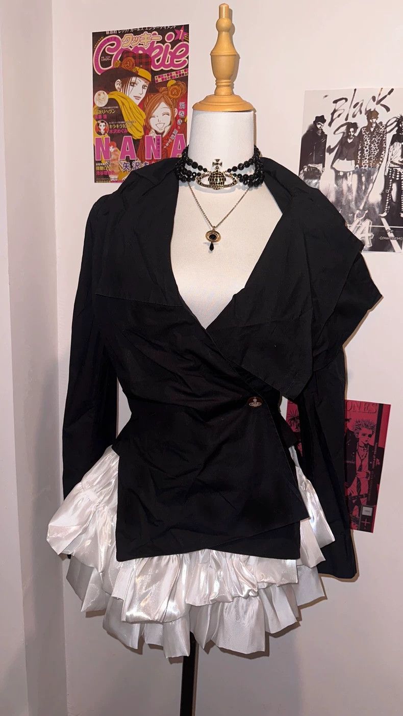 Vivienne Westwood Vivienne Westwood Black cloak shirt Size M / US 6-8 / IT 42-44 - 2 Thumbnail