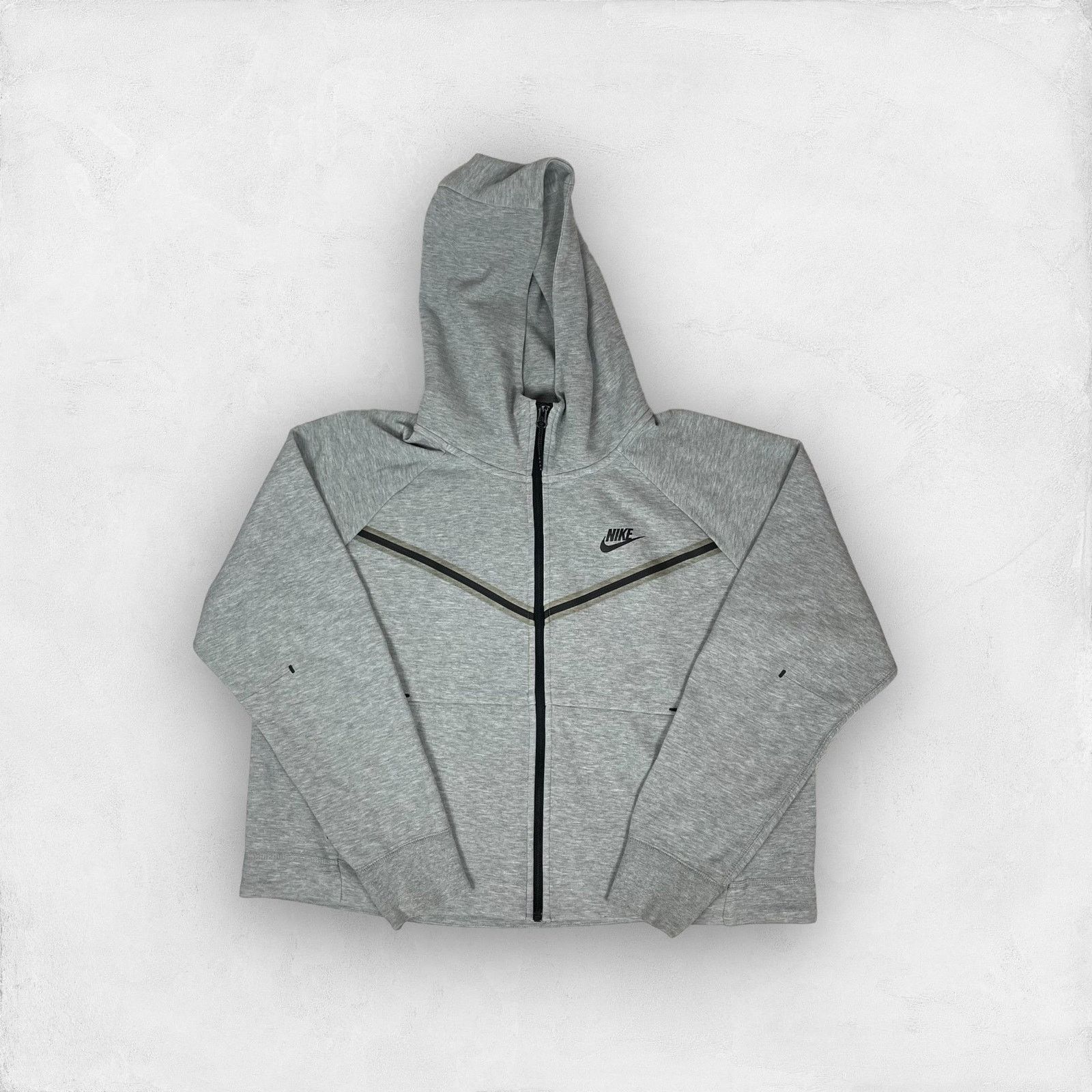 Nike Nike Sportswear Tech Fleece Women's Gray Windrunner Hoodie L Size L / US 10 / IT 46 - 1 Thumbnail
