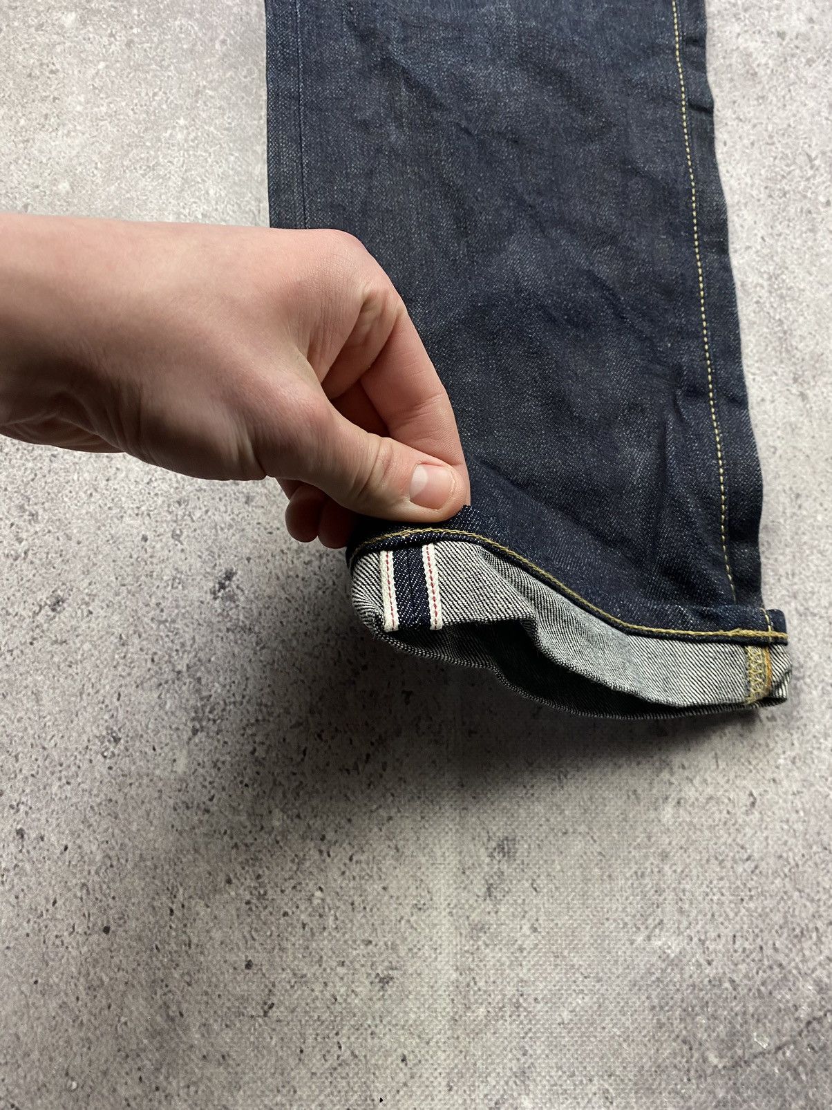 Japanese Brand VINTAGE UNIQLO JAPANESSE SELVEDGE DENIM JEANS RARE Y2K🔥 Size US 32 / EU 48 - 4 Thumbnail