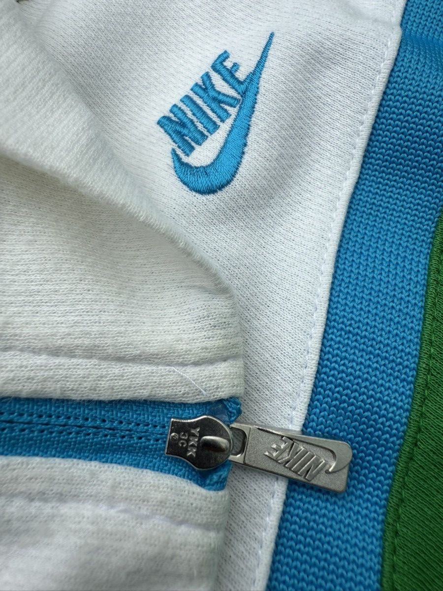 Nike 90’s NIKE RARE SWOOSH LOGO Y2K RETRO VINTAGE ZIP HOODIE Size US S / EU 44-46 / 1 - 8 Thumbnail
