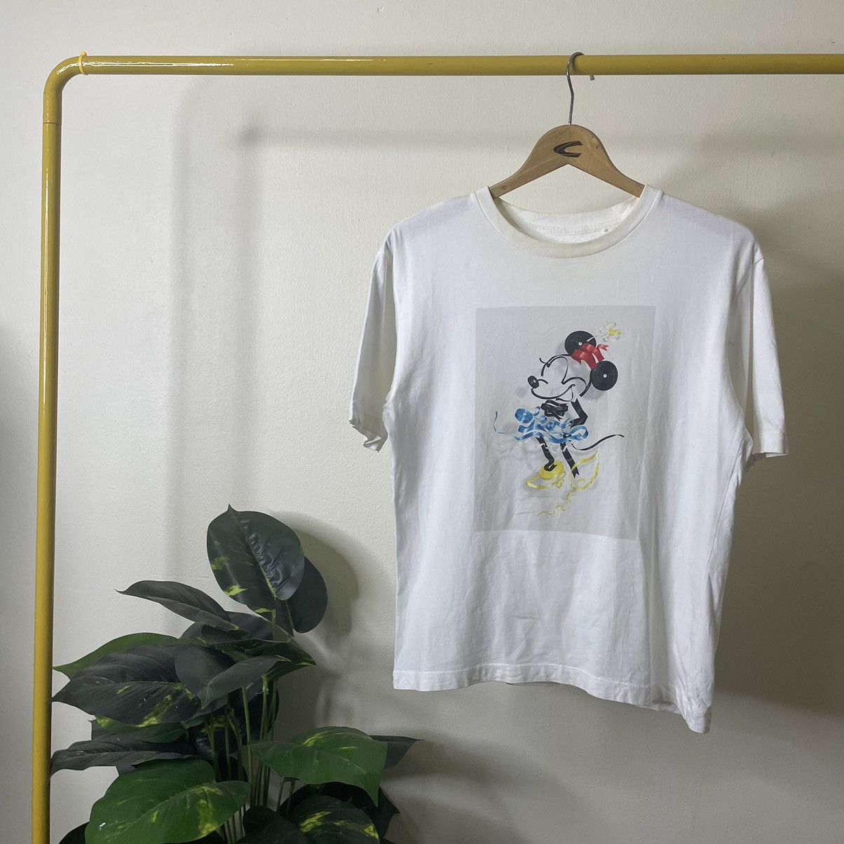 Disney × Mickey Mouse × Uniqlo Yuni Yoshida x Disney Mickey Mouse For Uniqlo Collabs Tee Size US S / EU 44-46 / 1 - 1 Thumbnail