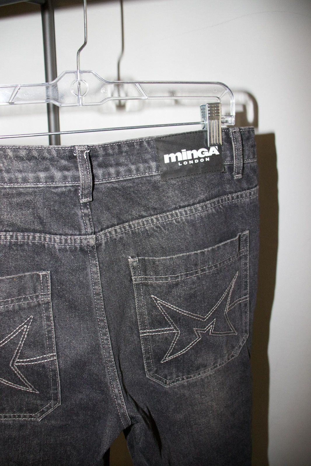 Japanese Brand MINGA LONDON CRUSH BLACK BAGGY FLARE JEANS Size US 28 / EU 44 - 6 Thumbnail