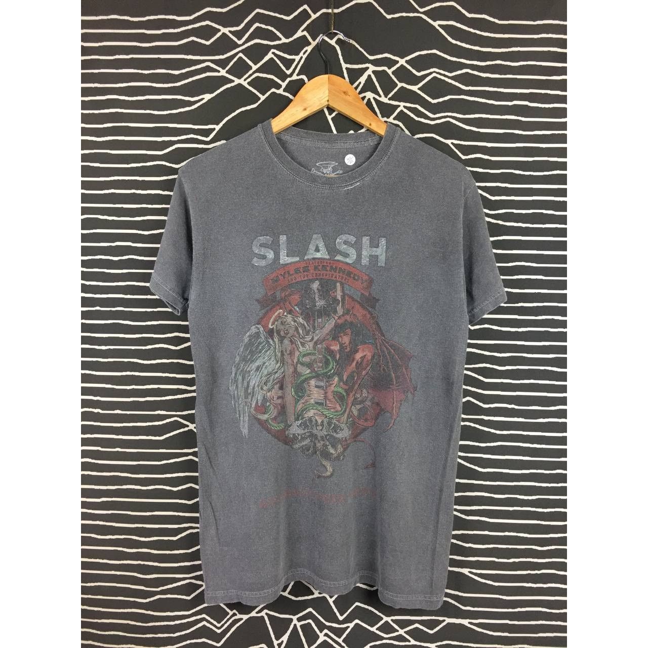 Band Tees × Vintage Slash Myles Kennedy & The Conspirators Apocalyptic Love Tee Size US S / EU 44-46 / 1 - 1 Thumbnail
