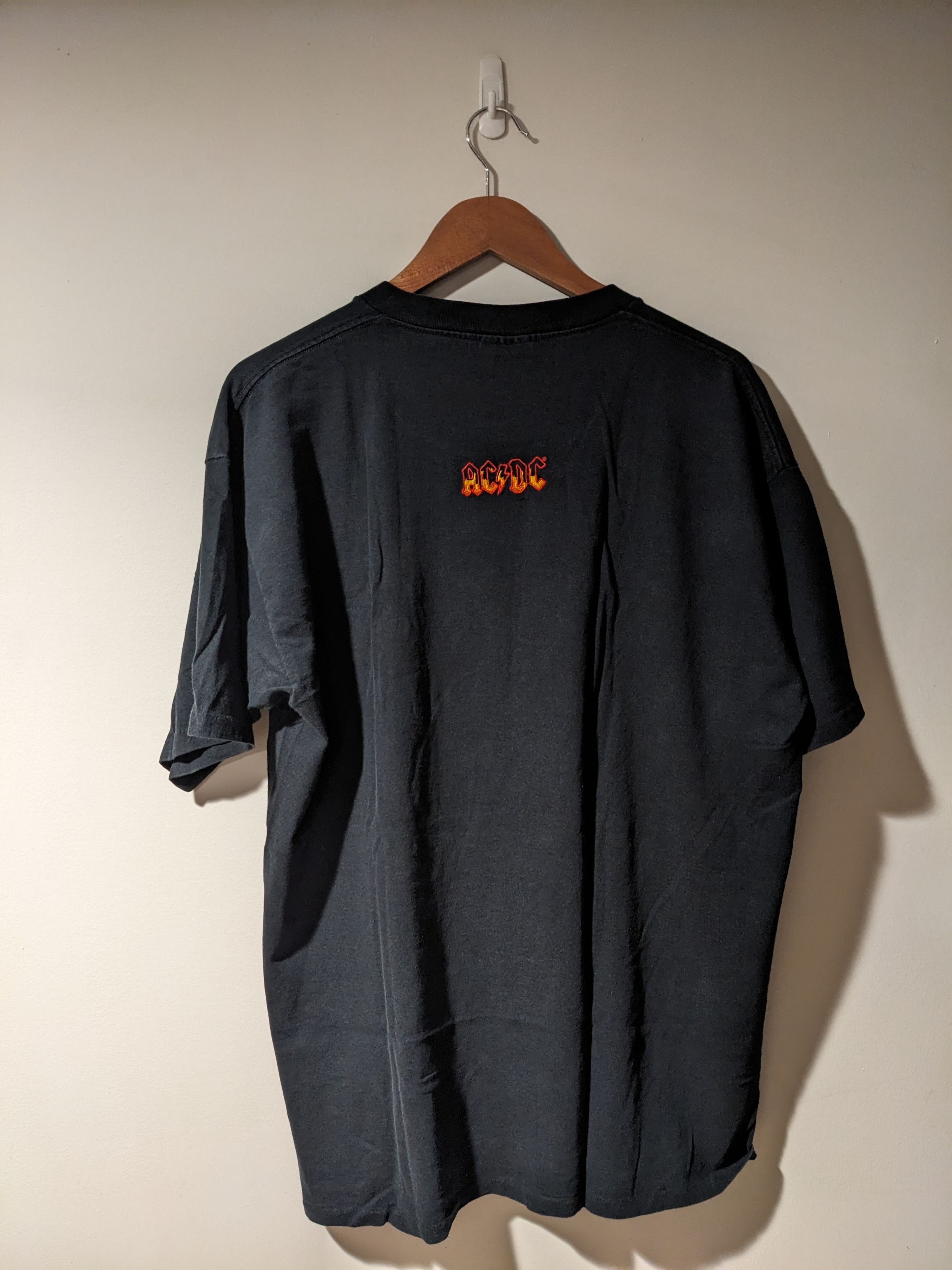 AC/DC × Vintage Vintage 2000 ACDC Fire Flaming Logo Band Tour T-Shirt Size US XL / EU 56 / 4 - 5 Thumbnail