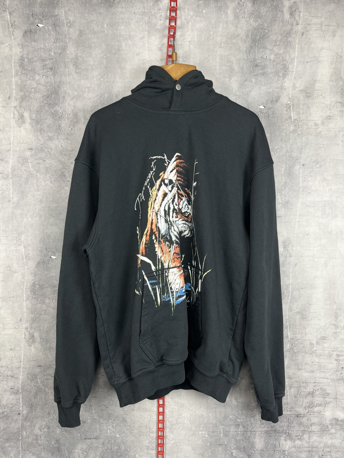 Represent Clo. Represent Welcome To The Jungle Tiger Oversized Hoodie Sz M Size US M / EU 48-50 / 2 - 2 Thumbnail