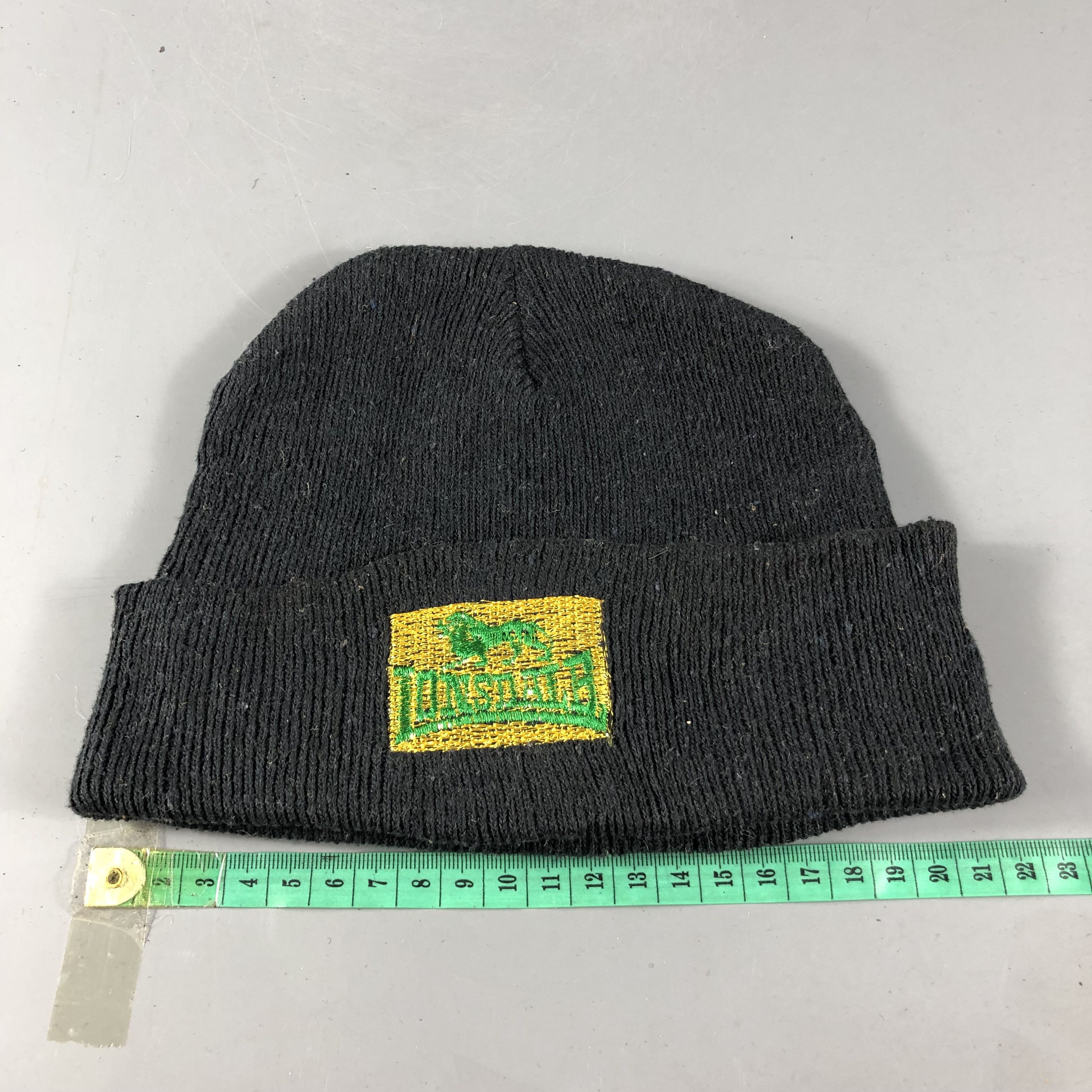 Lonsdale Lonsdale Fisherman Beanie Snowcap Snow Hat B661 Size ONE SIZE - 3 Thumbnail